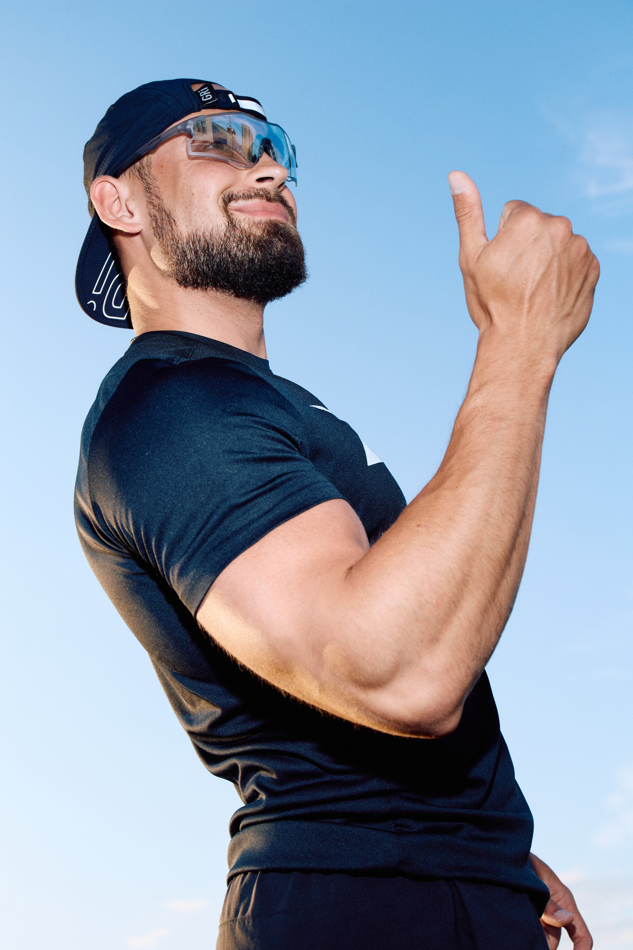 KAPVOE. Олег Левенков портретный и фешн фотограф