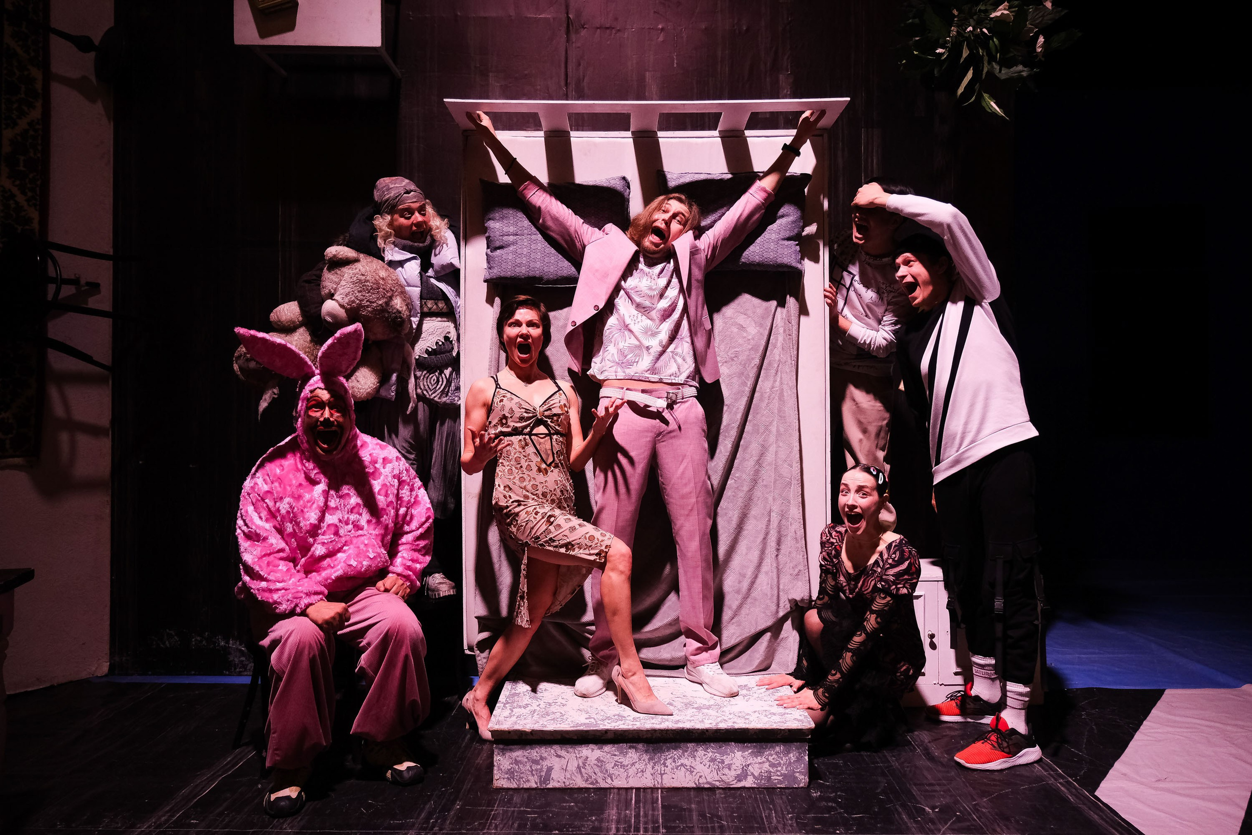 Ганди молчал по субботам. Фотограф Анатолий Деникин