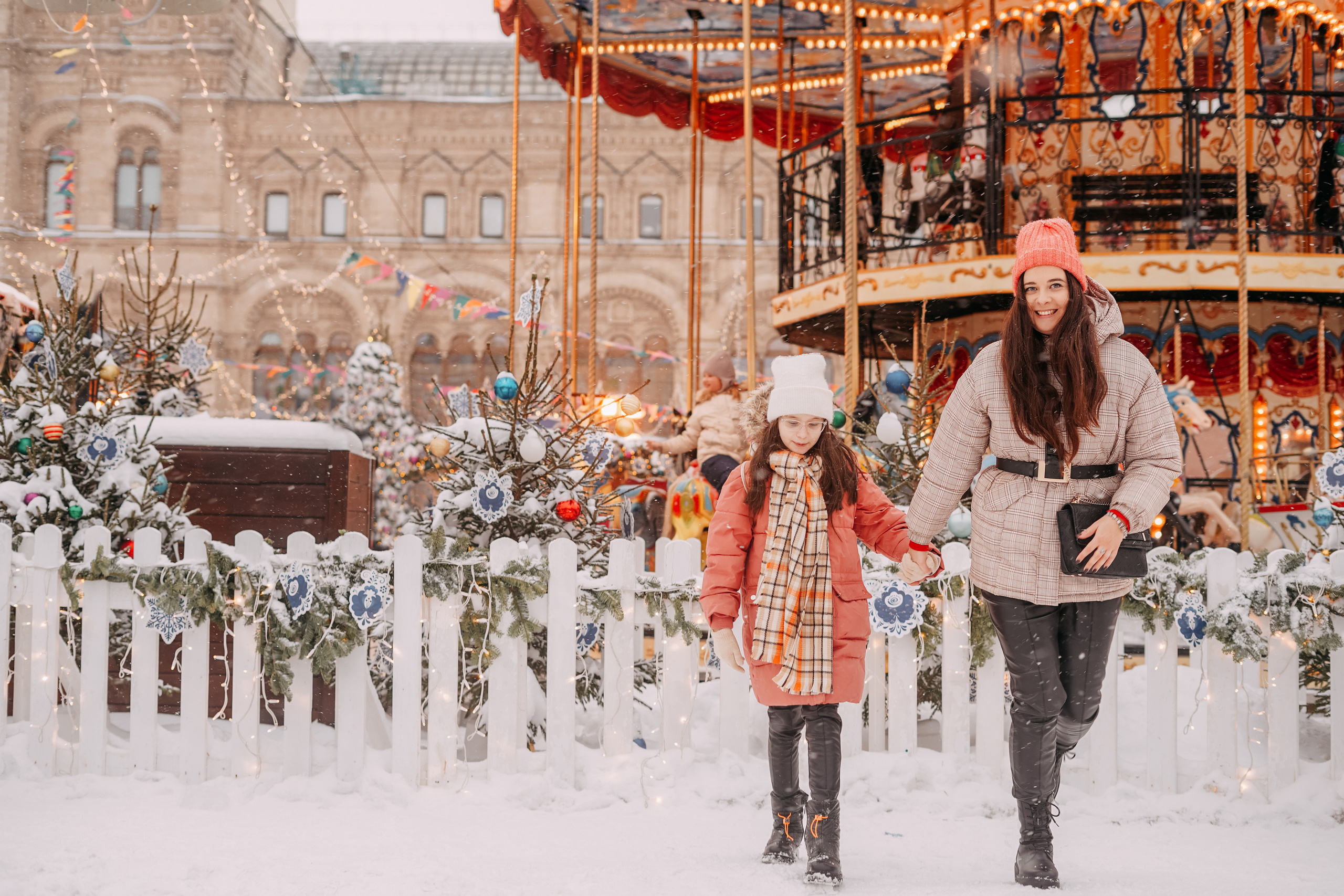 Фотосессия на Красной площади. Катя и Лиза. Фотограф в Сочи и Абхазии | Фототуры | September Air