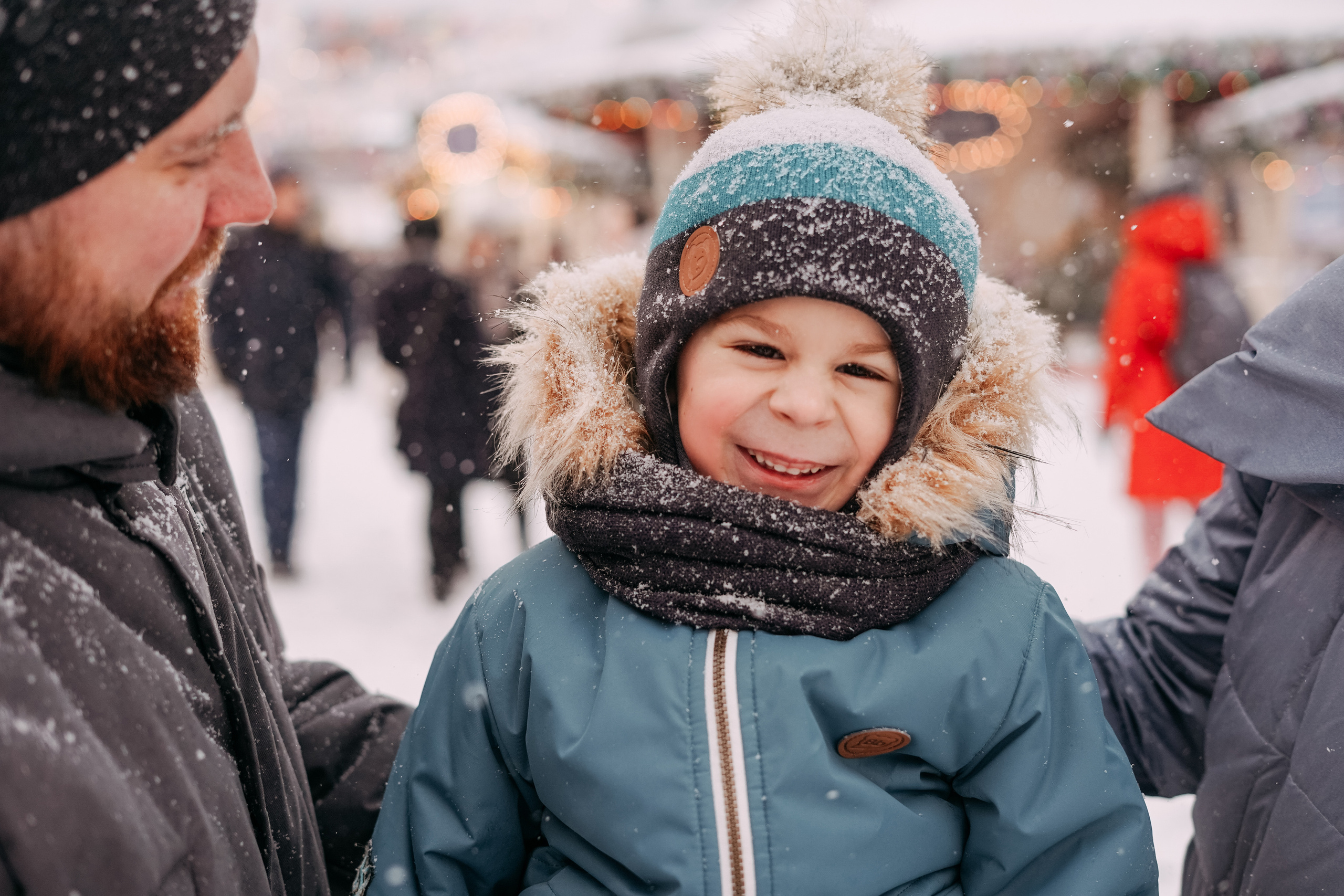 Фотосессия на Красной Площади. Алина, Саша и Сева. Фотограф в Сочи и Абхазии | Фототуры | September Air