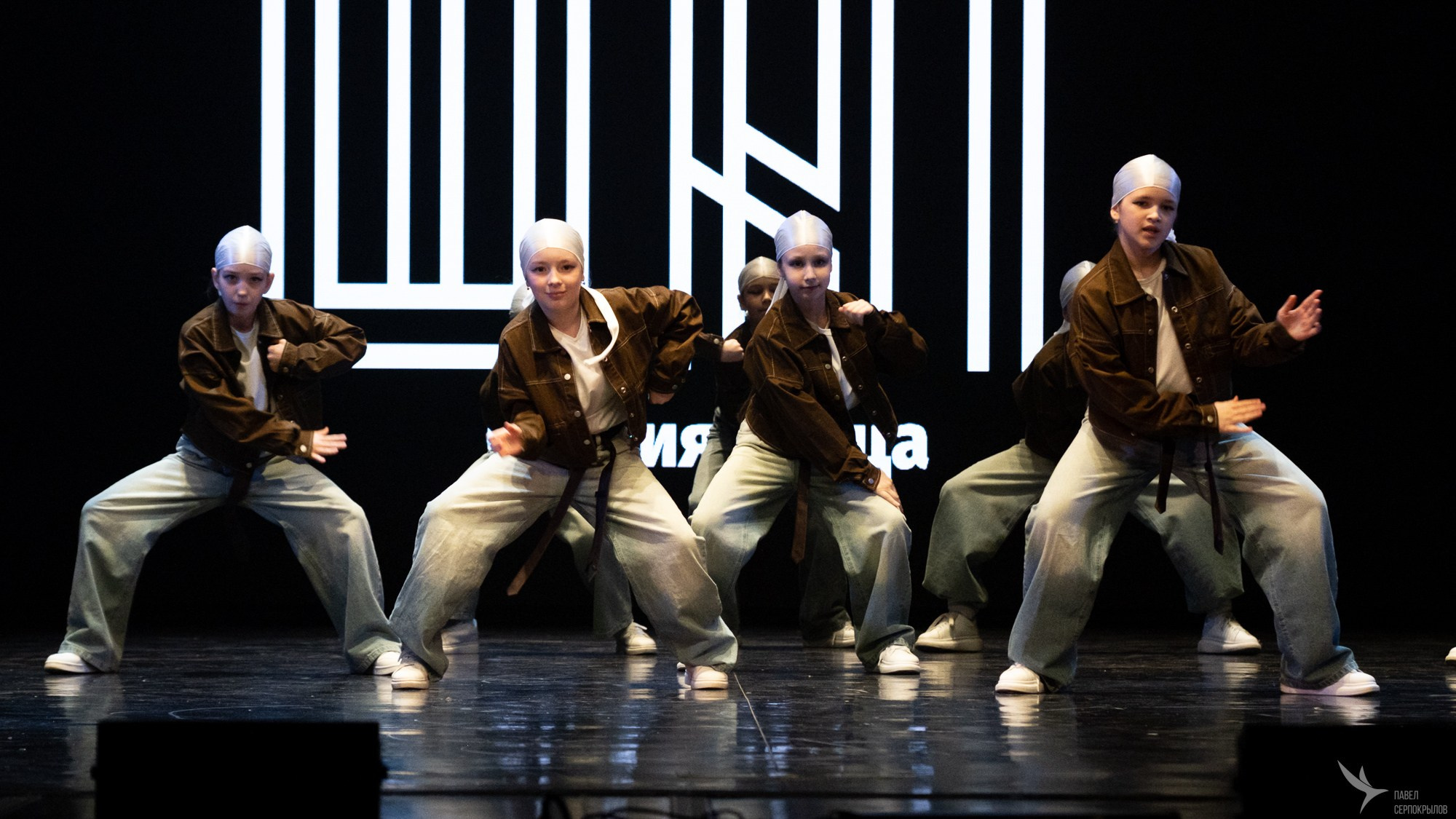 Отчетный концерт студии танца «ШАГ». Репортажный фотограф в Казани Павел Серпокрылов