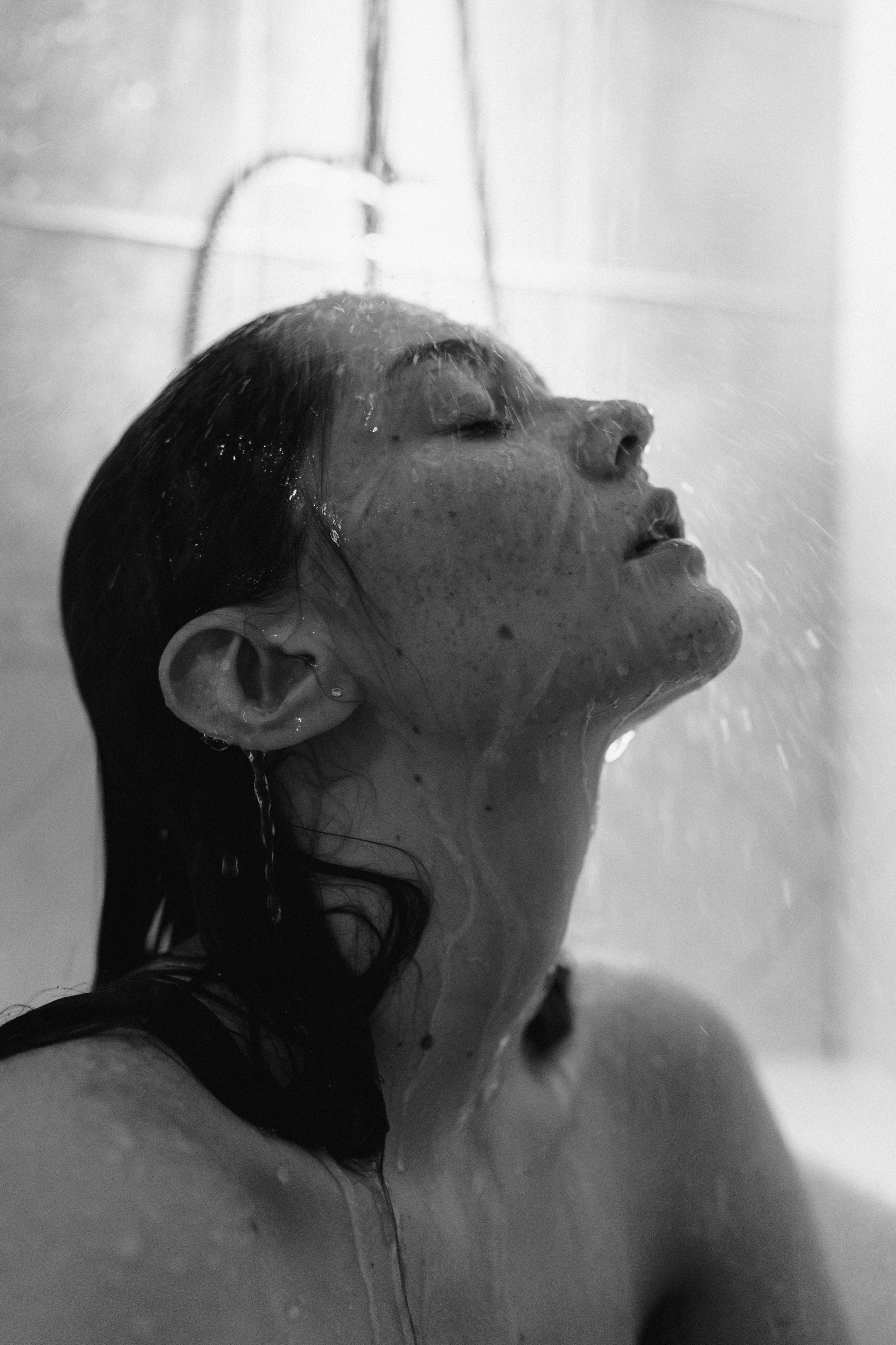 Софья в ванной. Чувственный фотограф в Санкт-Петербурге Пятнова Ксения