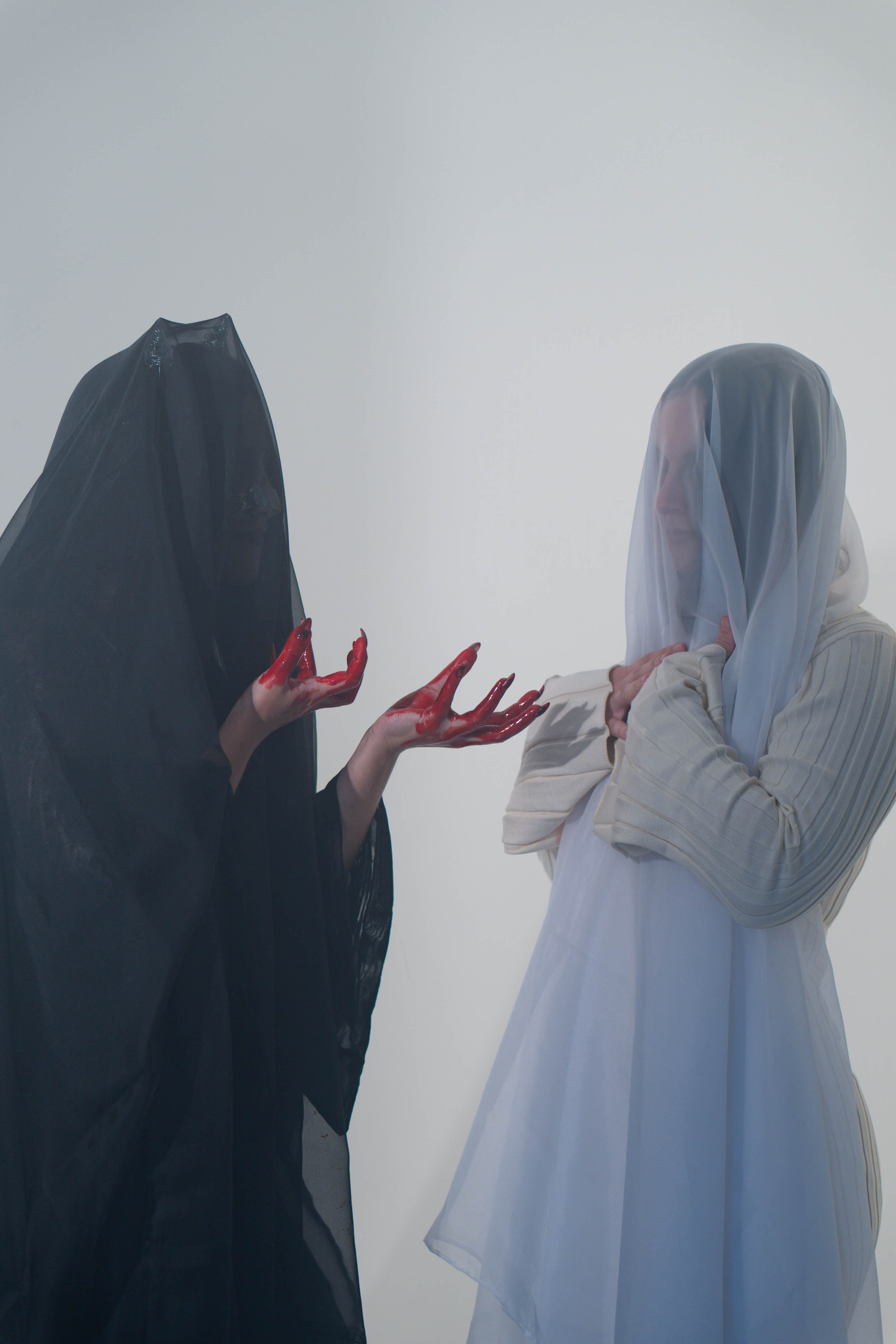 Ира и Кристина. Хэллоуин. Главная