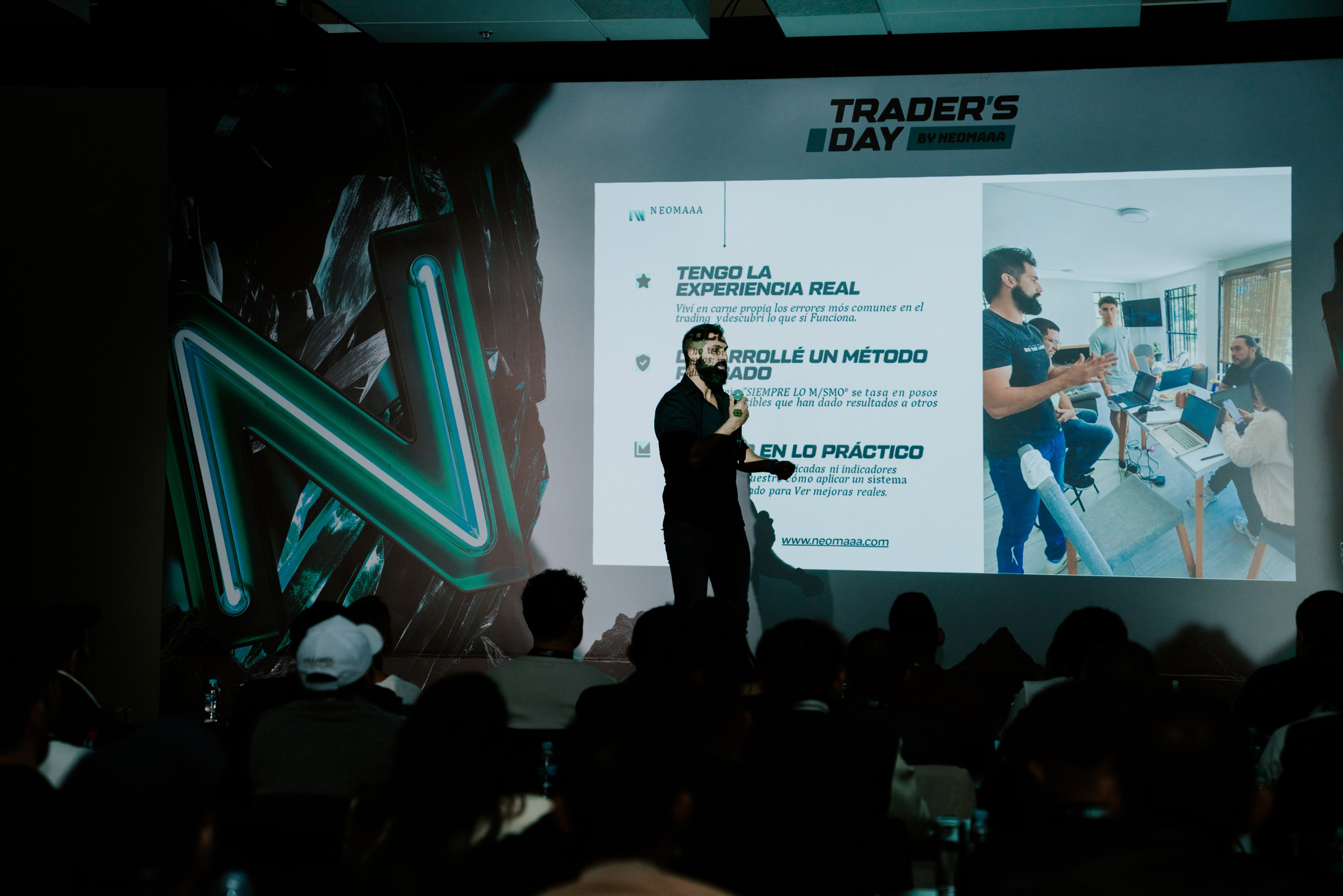 TRADERS DAY By NeomAAA Bogota. NeomAAA Funds Gallery