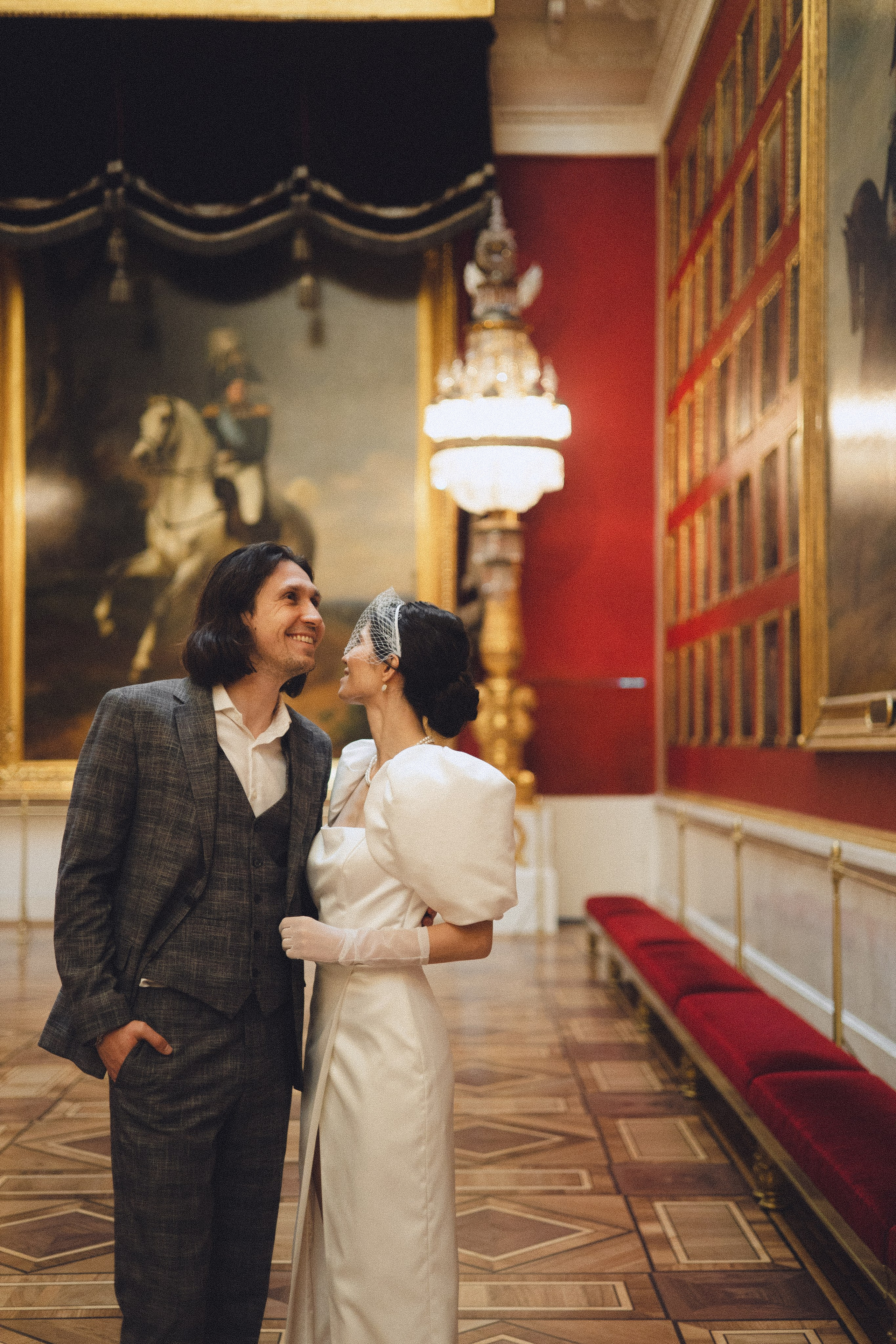 Свадебная съемка в Эрмитаже. Фотограф в Санкт-Петербурге Осокина Елизавета