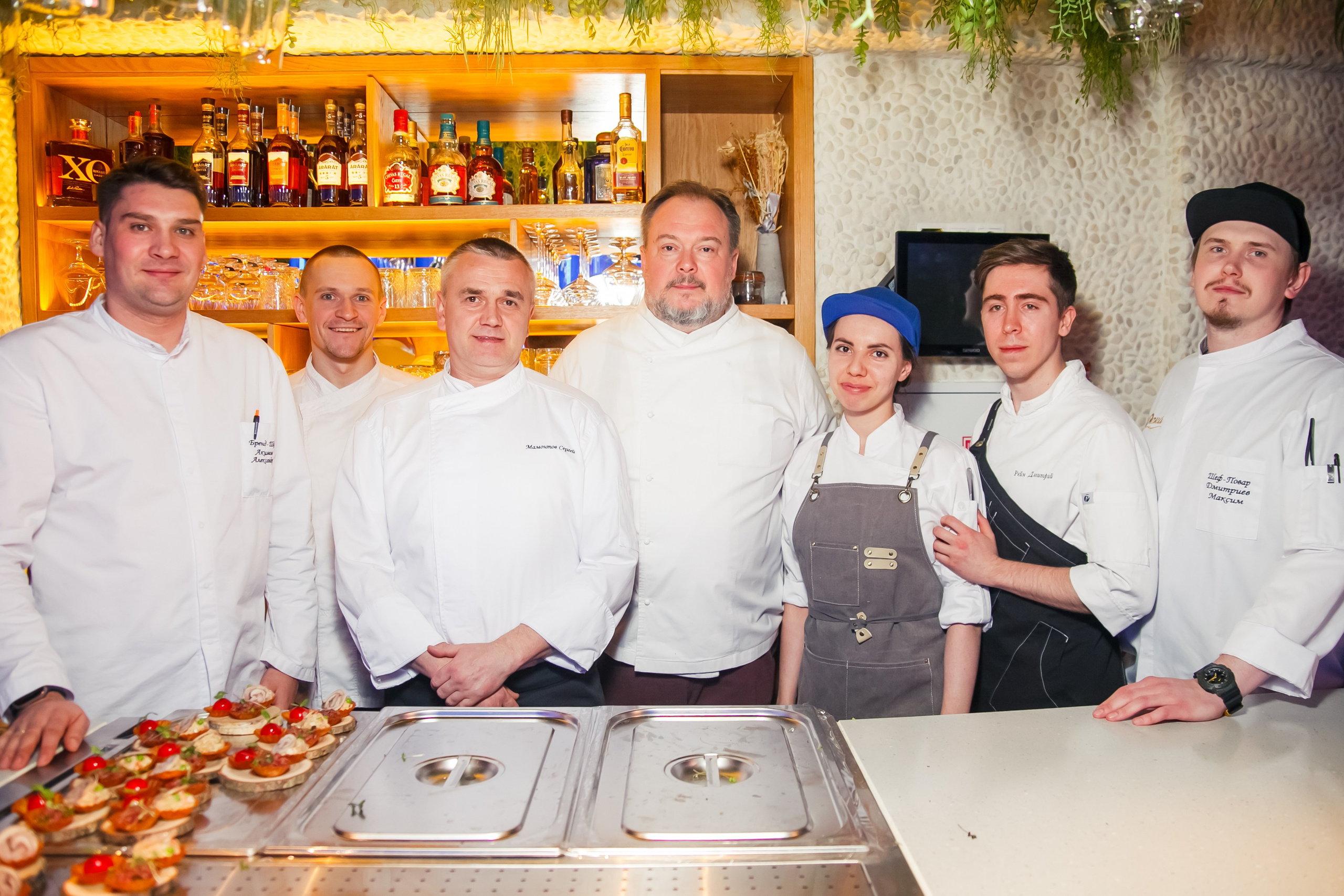 Гастроужин в ресторане Река с Шефповаром Владиславом Пискуновым. Свадебный и детский фотограф в Волгограде Слава Белов