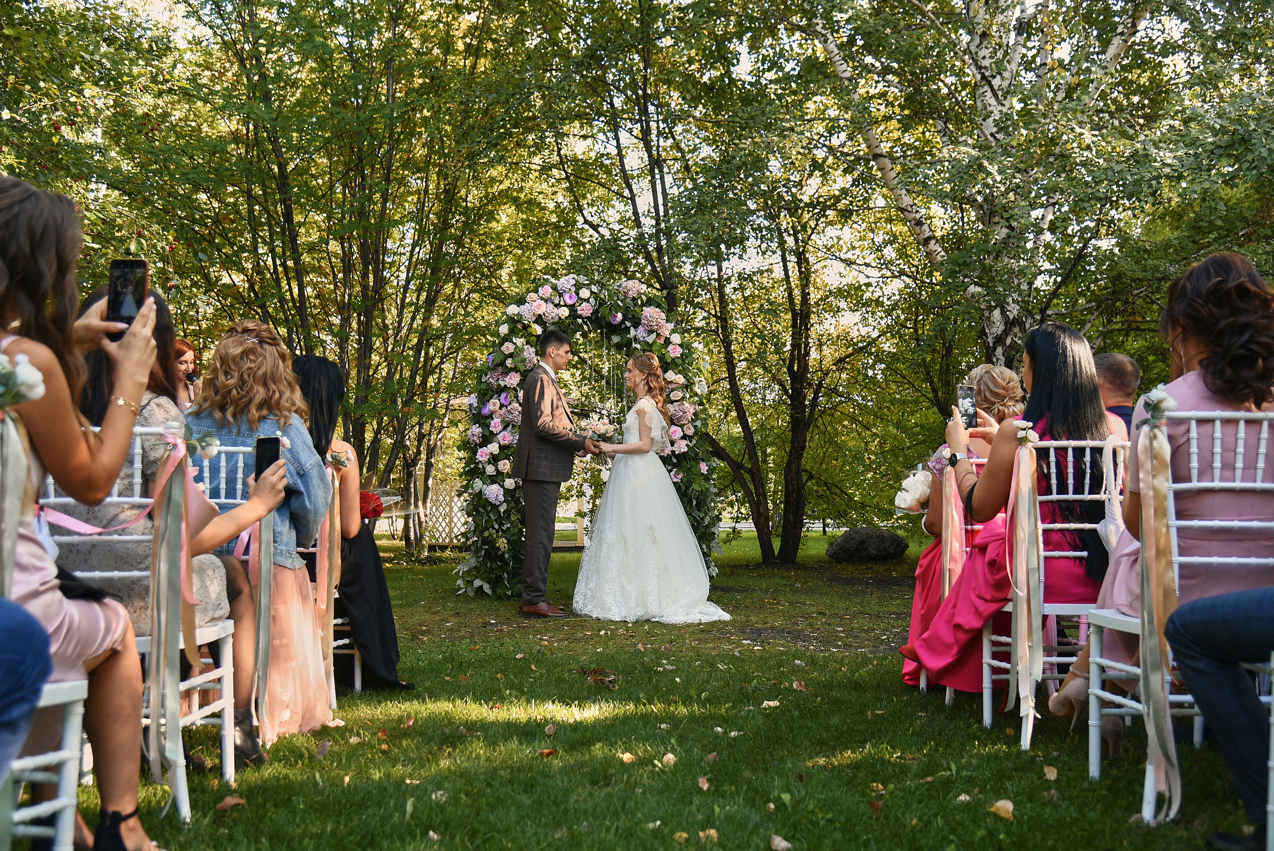 Ваш фотограф на свадьбу в Барнауле. Фотограф Опыт Качество Скорость Горный Алтай Барнаул