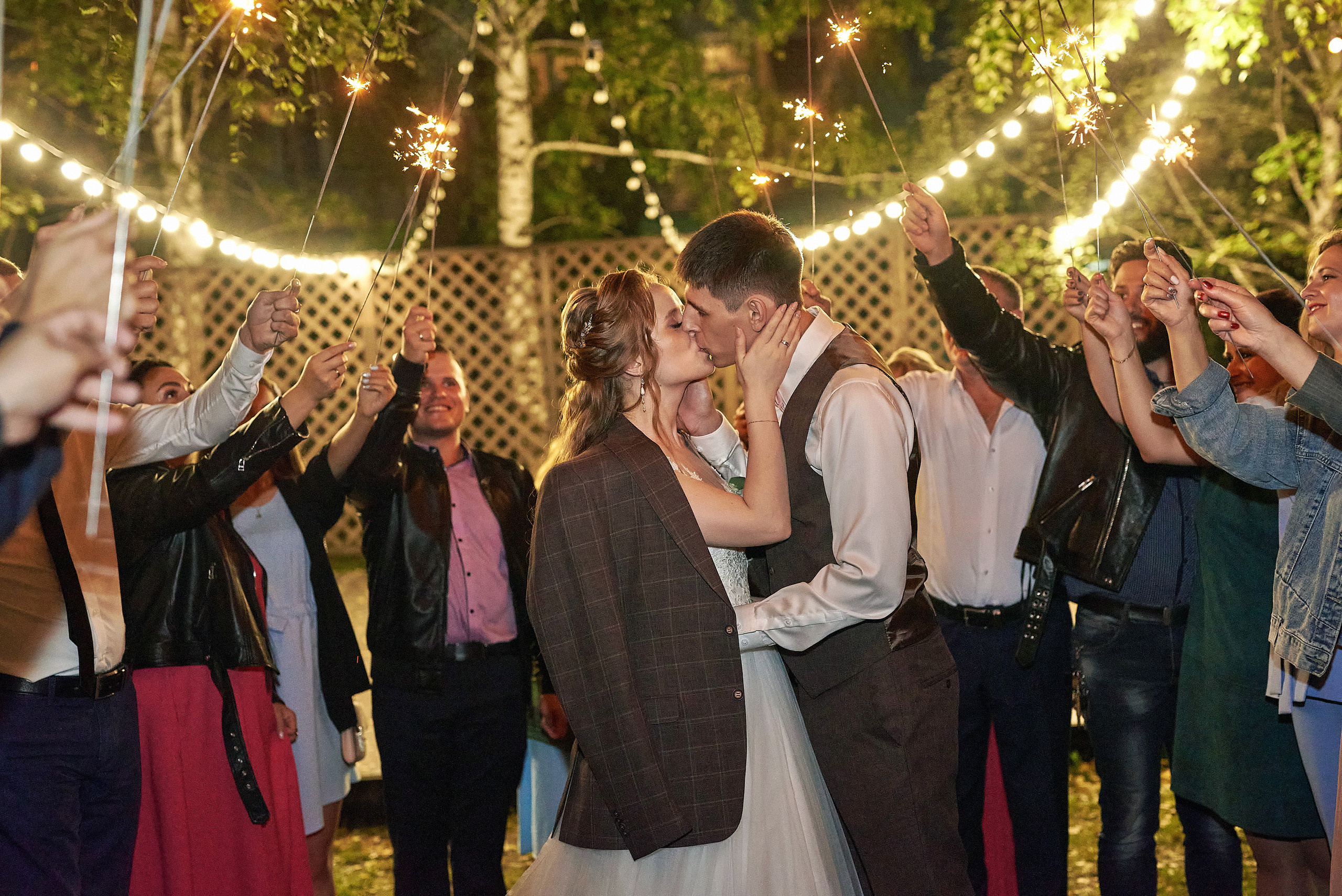 Ваш фотограф на свадьбу в Барнауле. Фотограф Опыт Качество Скорость Горный Алтай Барнаул