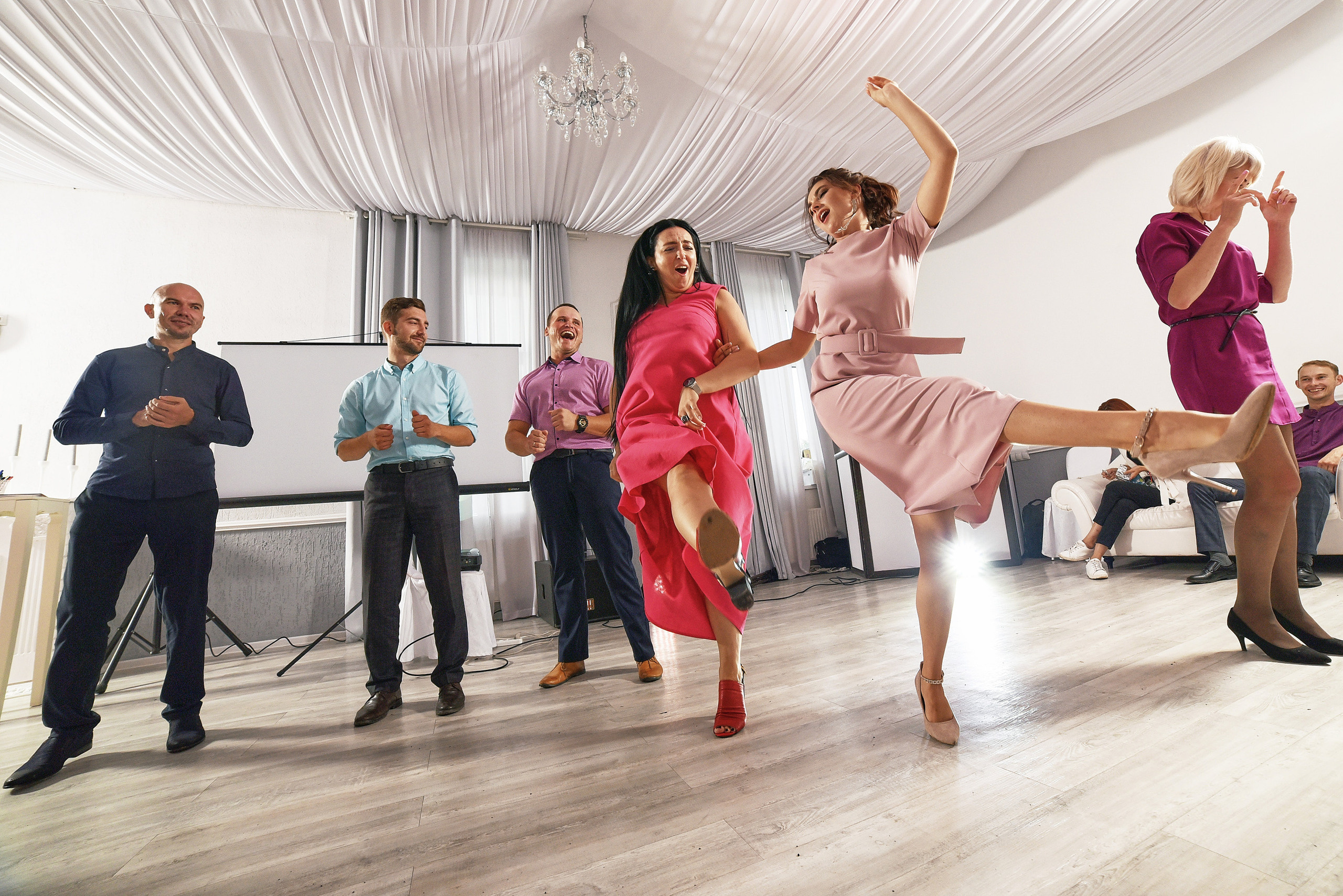 Ваш фотограф на свадьбу в Барнауле. Фотограф Опыт Качество Скорость Горный Алтай Барнаул