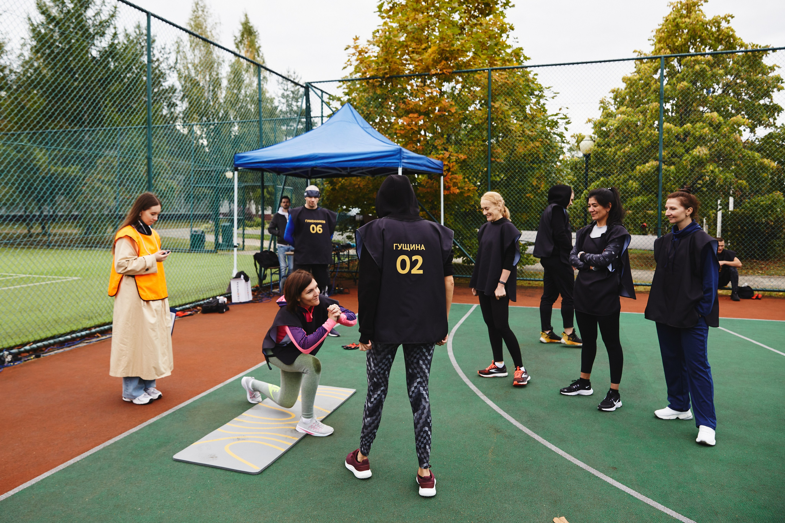 Фотограф на тимбилдинг: спортивное командообразование за городом. КонТайм: профессиональная съемка для организаций