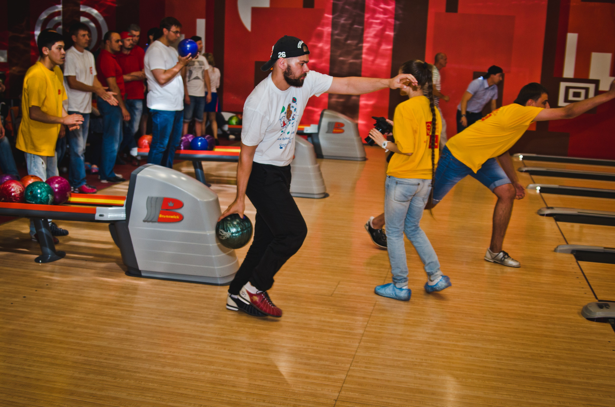 Копоратив.МТС-Теле2-Ростелеком.Боулинг. Свадебный и семейный фотограф Денис Лукьянов в Краснодаре, Краснодарском крае и Республике Крым