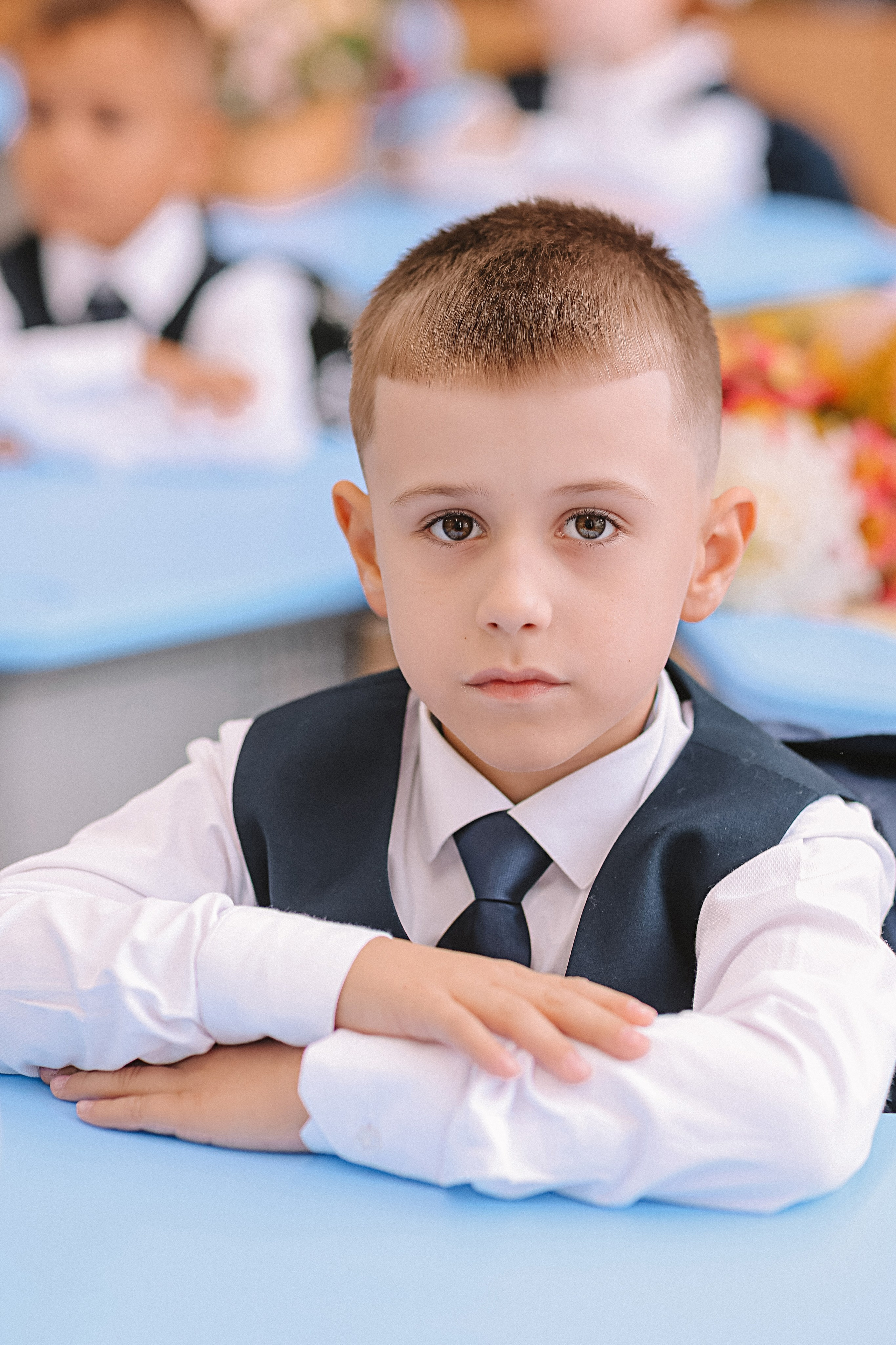 1 сентября линейка+кл час+портреты. Семейный фотограф Тюмень, фотограф на роды Салмина Мария