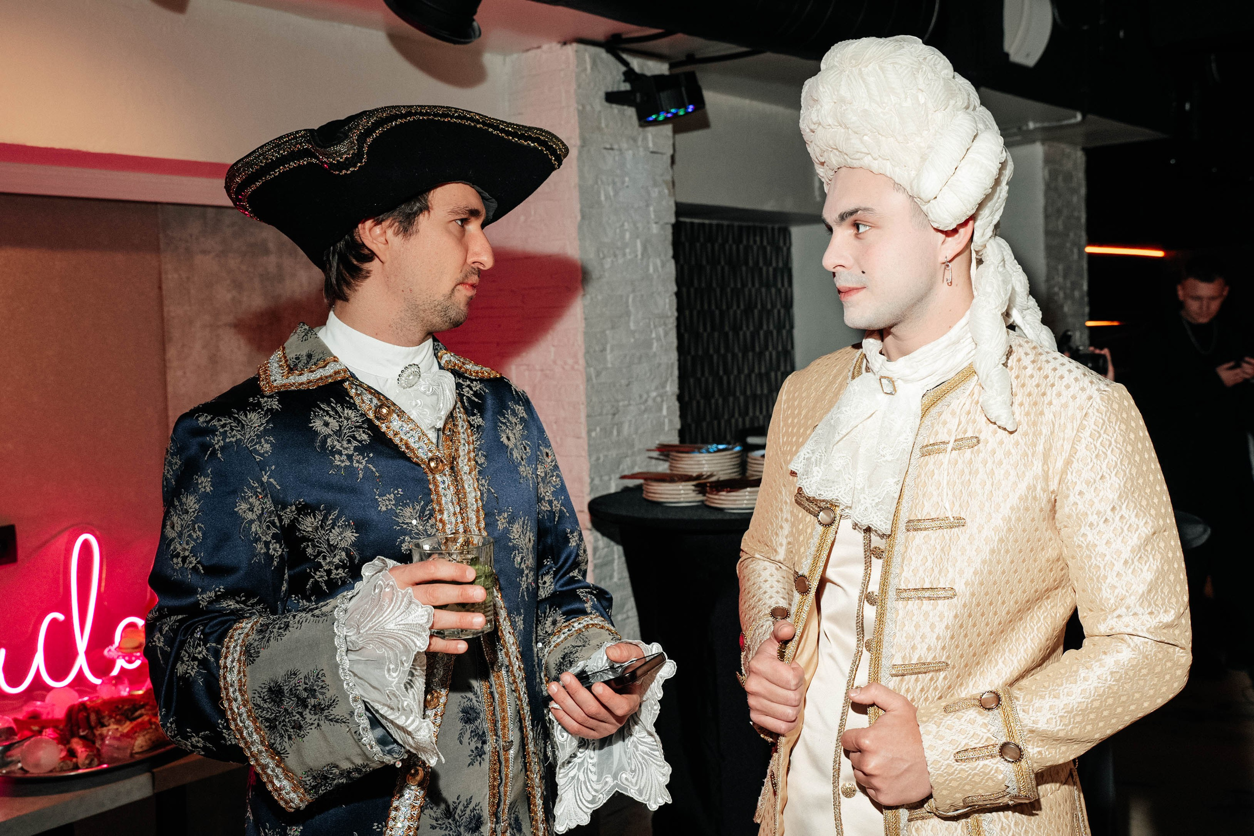 День рождения в кругу свиты!. Свадебный фотограф Москва Александра Аверкова