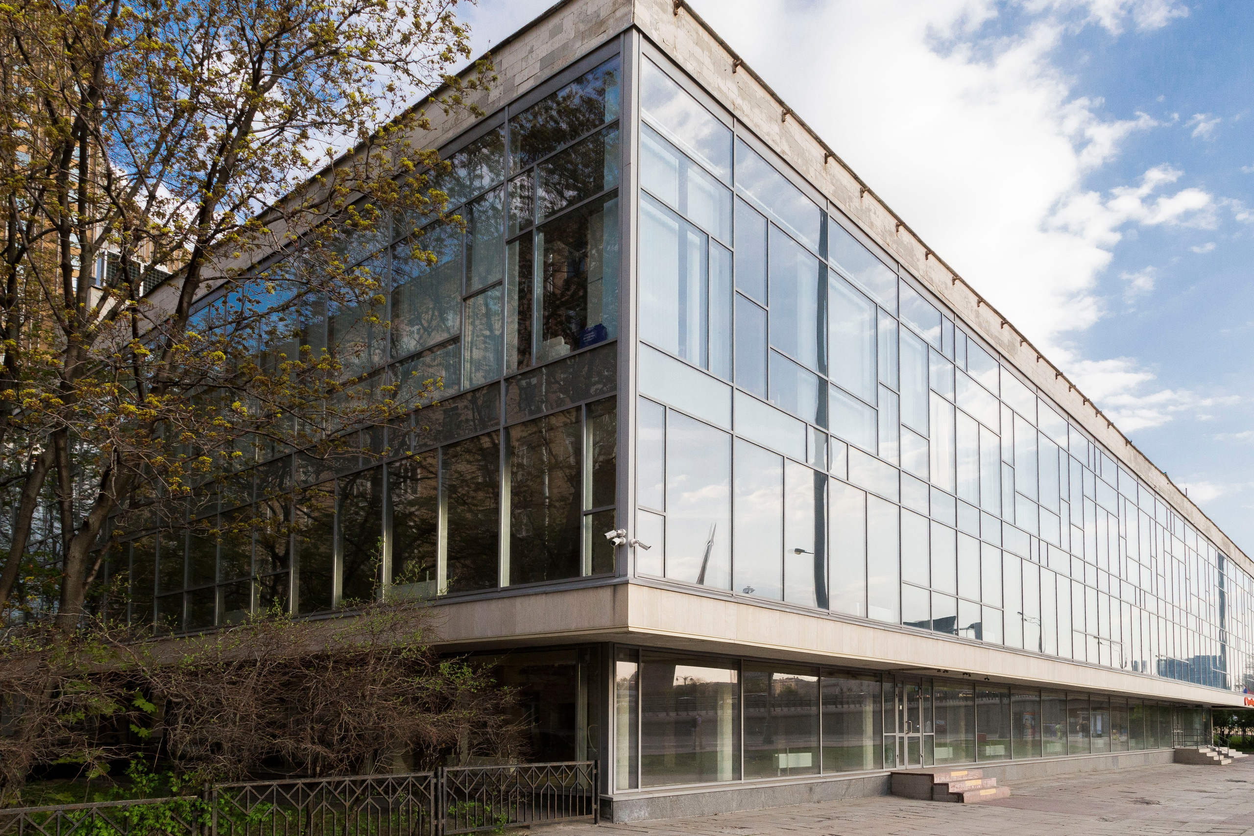 Дом оптики Всероссийского научного центра Государственного оптического. Проект фотографа Александра Высокина — «Фотоархитектоника»