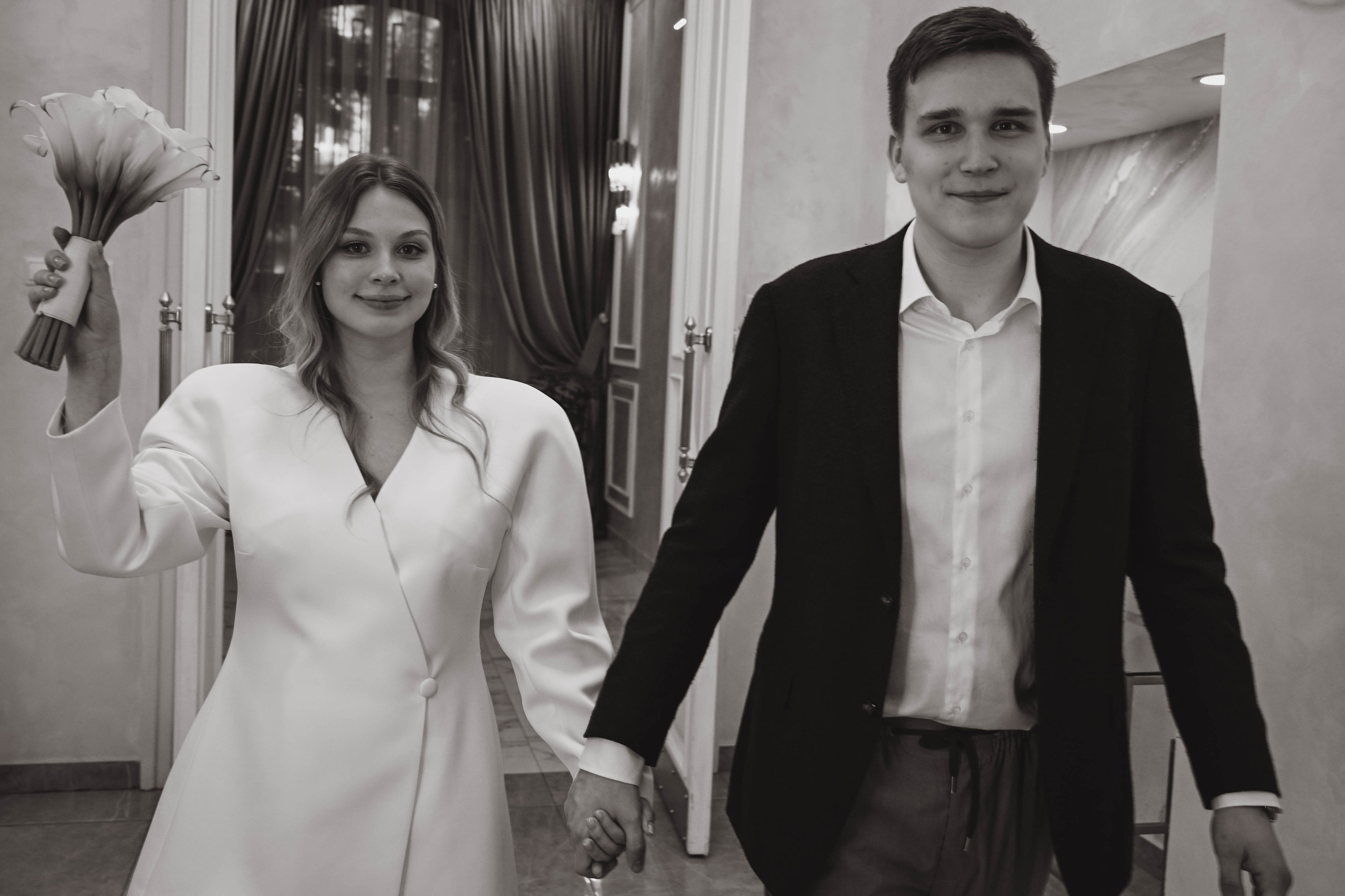 Настя и Роман.Прогулка Загс + репортаж с гостями. Семейный фотограф Москва-Воронеж Ирина Вронская