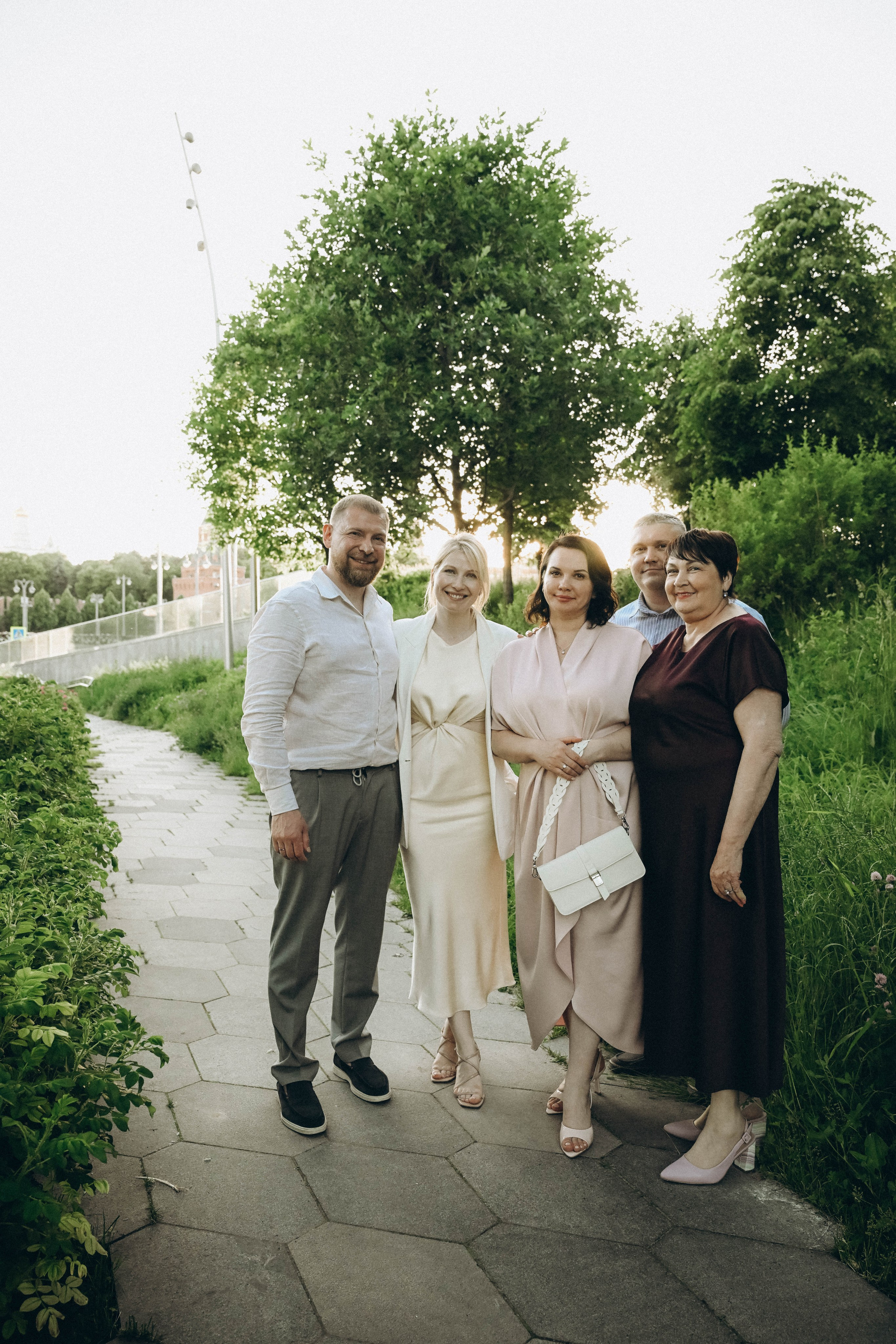 Настя и Роман.Прогулка Загс + репортаж с гостями. Семейный фотограф Москва-Воронеж Ирина Вронская