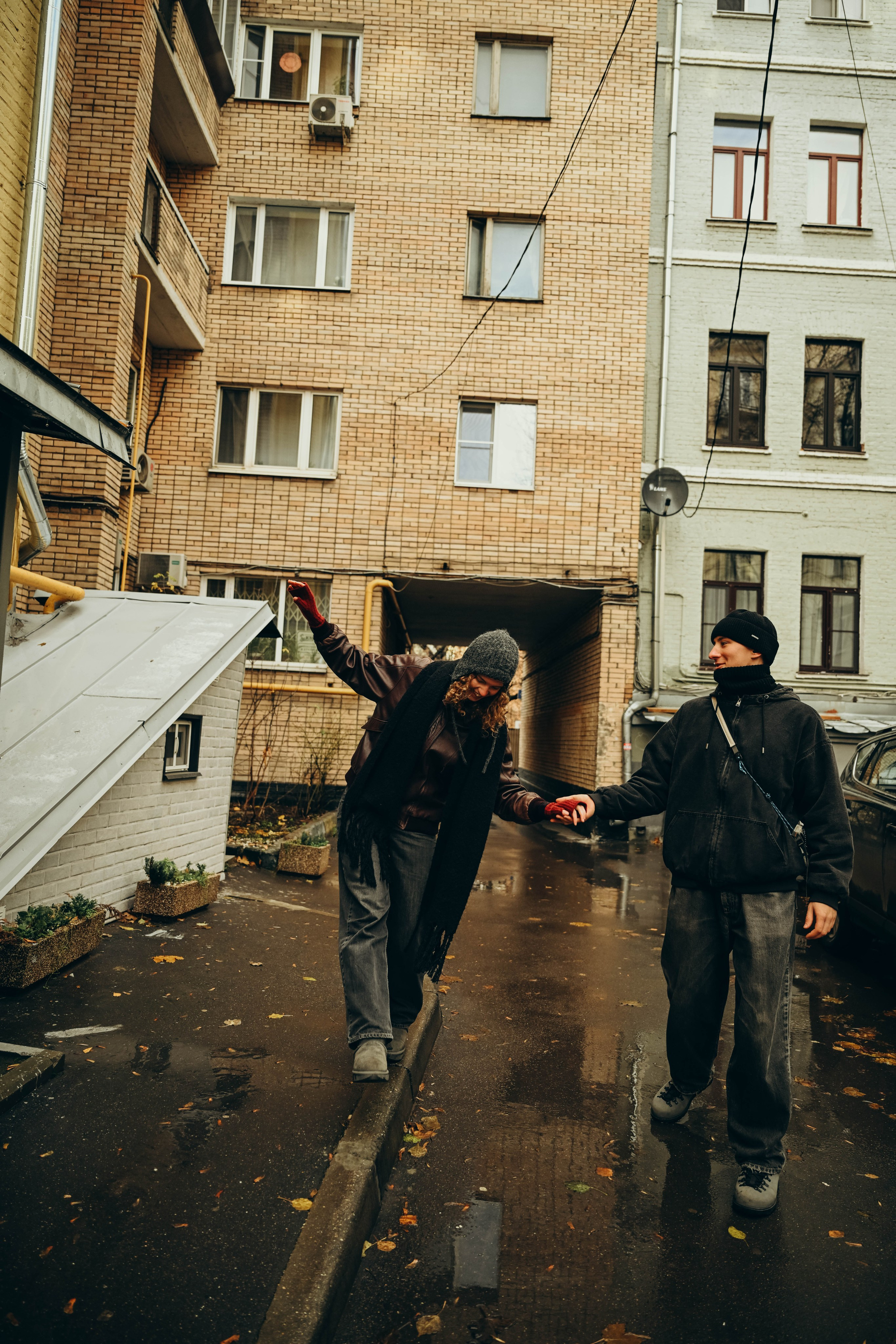Марина и Женя любовь в городе. Семейный фотограф Москва-Воронеж Ирина Вронская