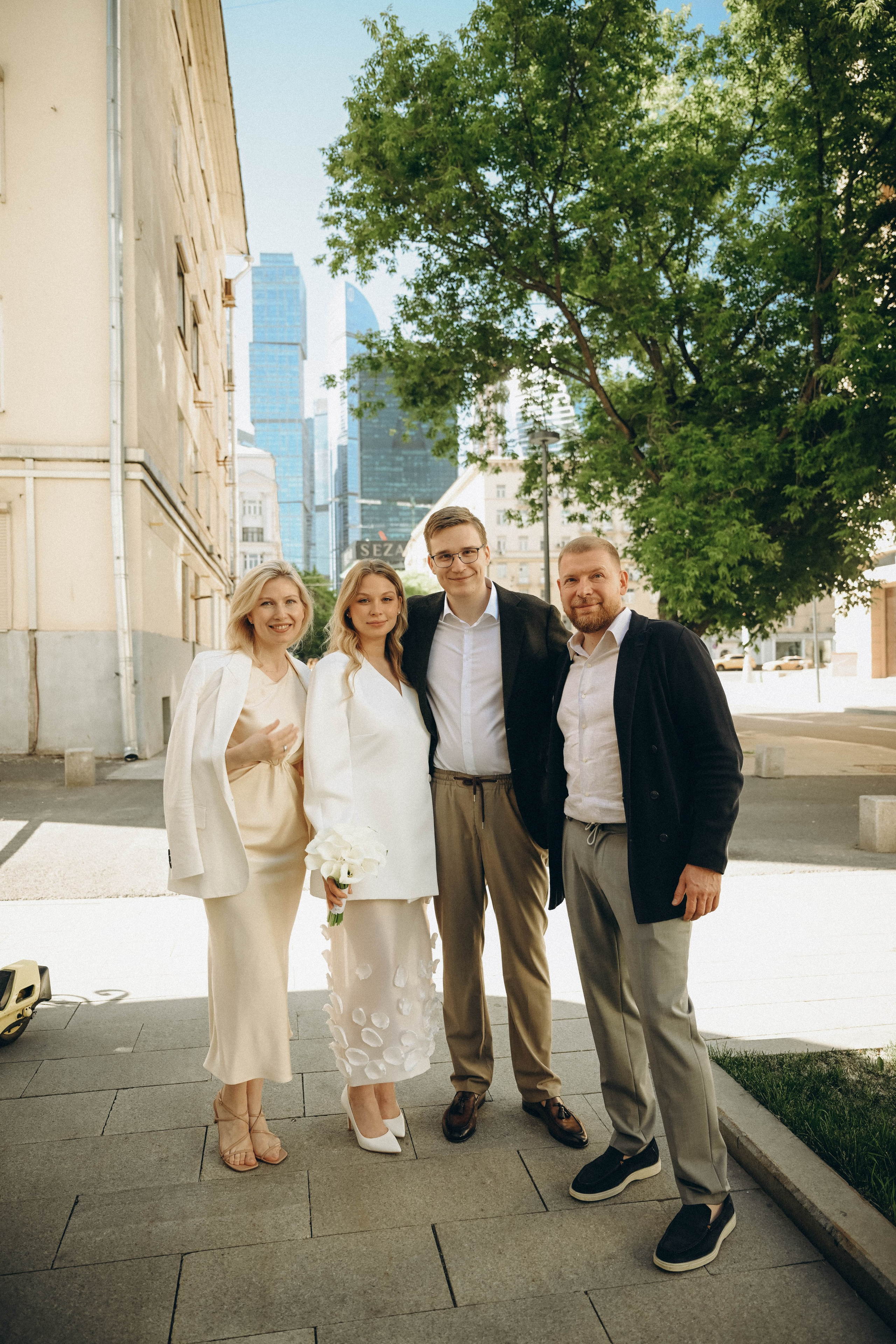 Настя и Роман.Прогулка Загс + репортаж с гостями. Семейный фотограф Москва-Воронеж Ирина Вронская