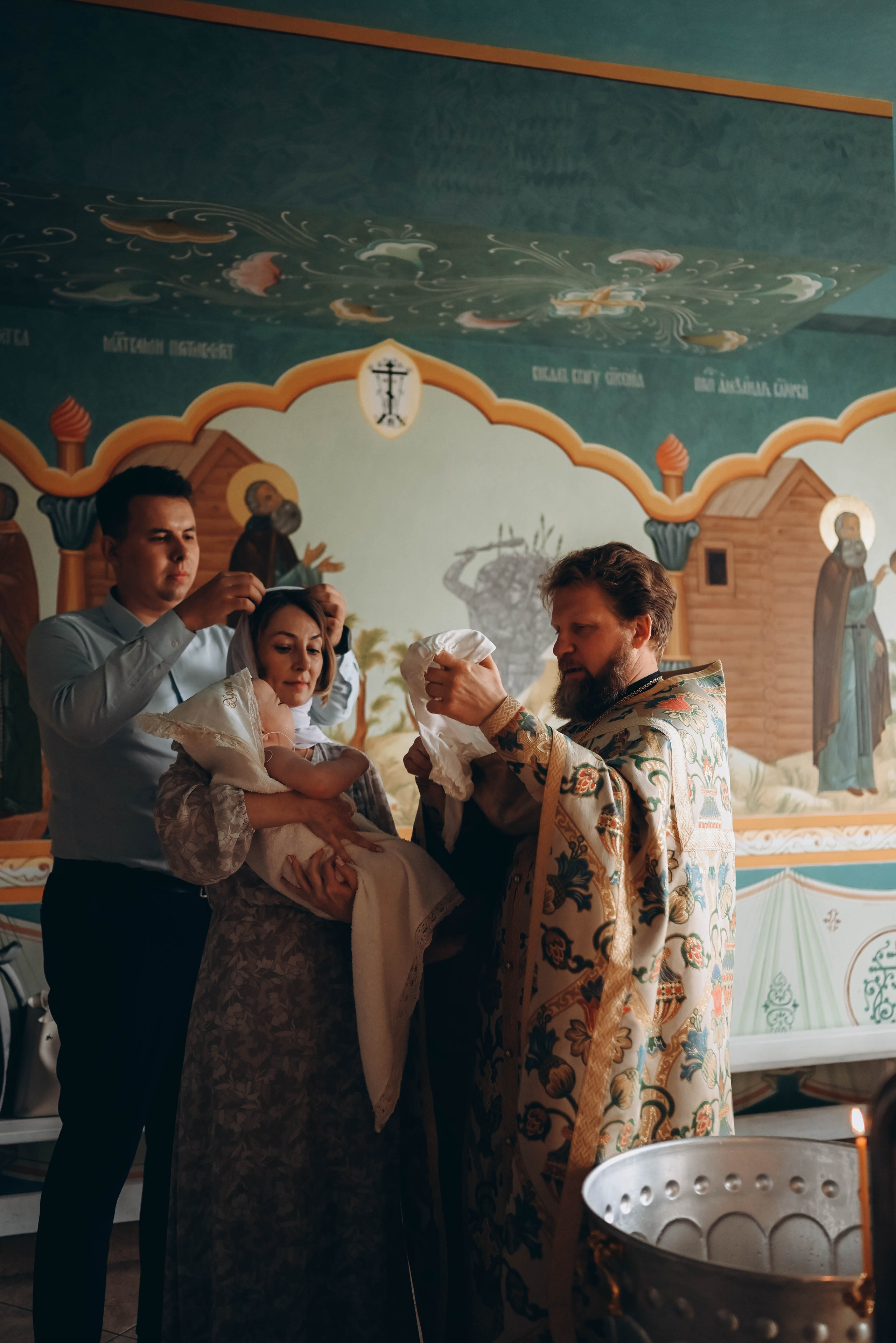 Таинство Крещения Александра в Храме прп Александра Свирского. Семейный фотограф Москва-Воронеж Ирина Вронская