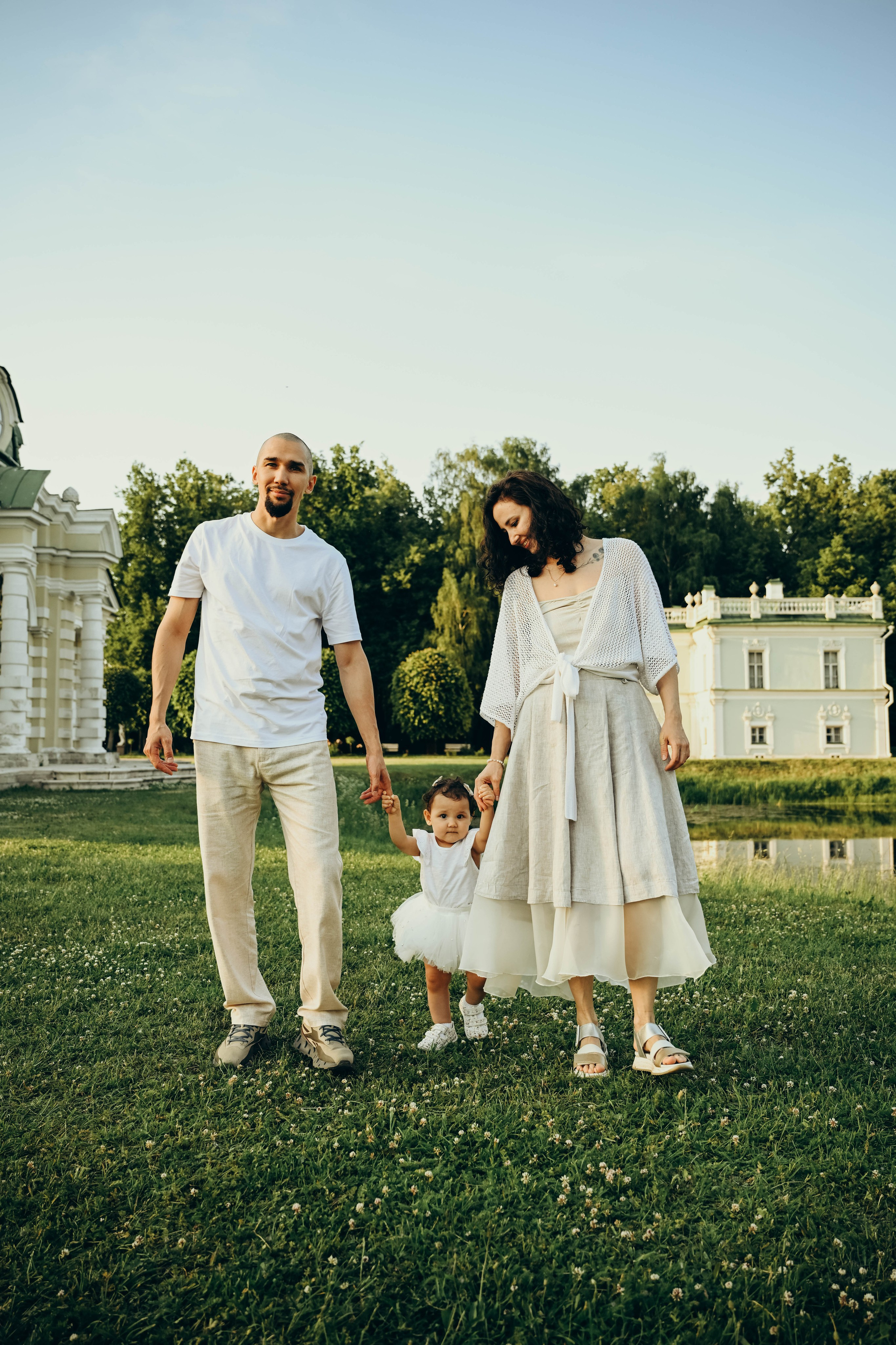 Лера Рустам и маленькая принцесса Амелия. Семейный фотограф Москва-Воронеж Ирина Вронская
