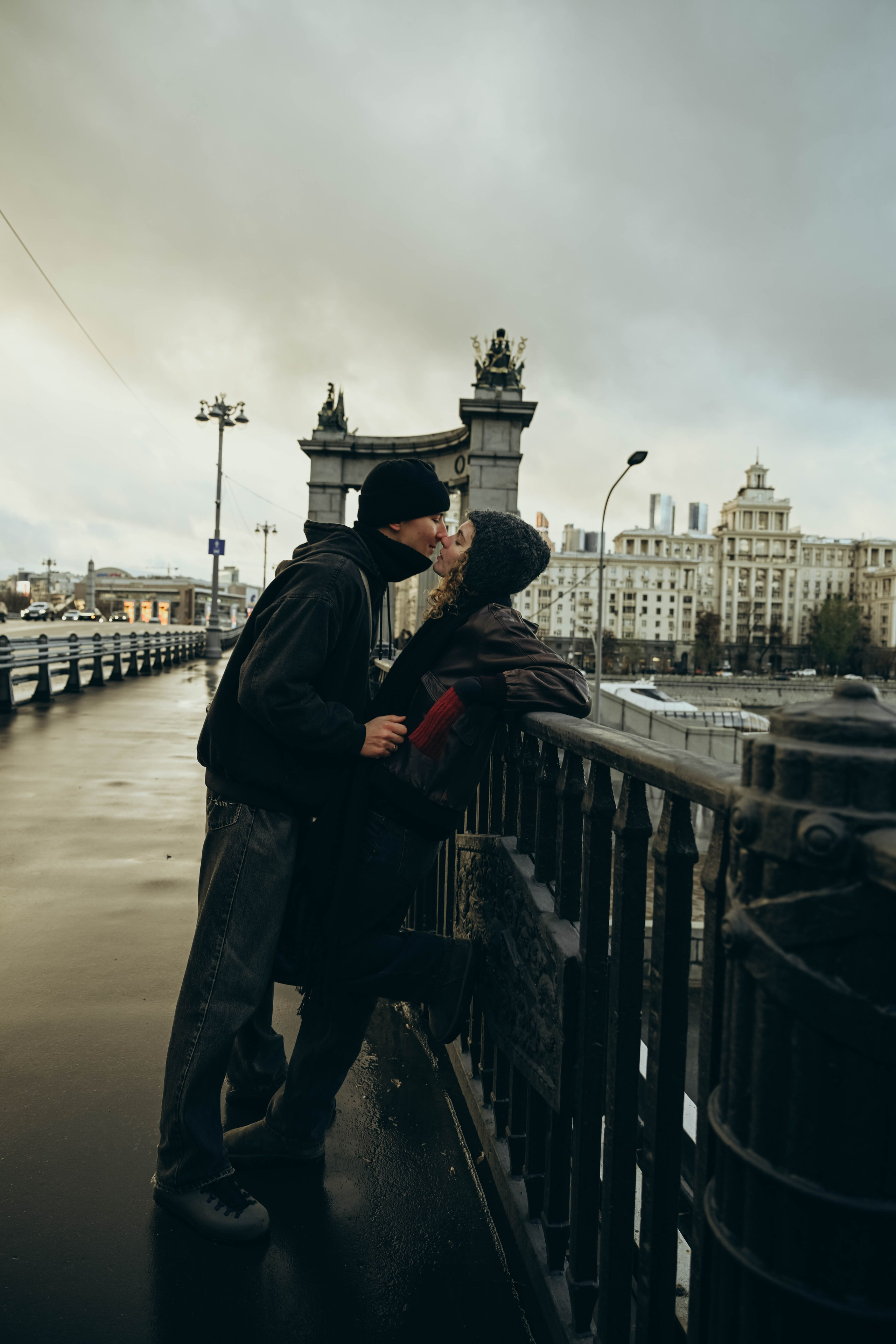 Марина и Женя любовь в городе. Семейный фотограф Москва-Воронеж Ирина Вронская