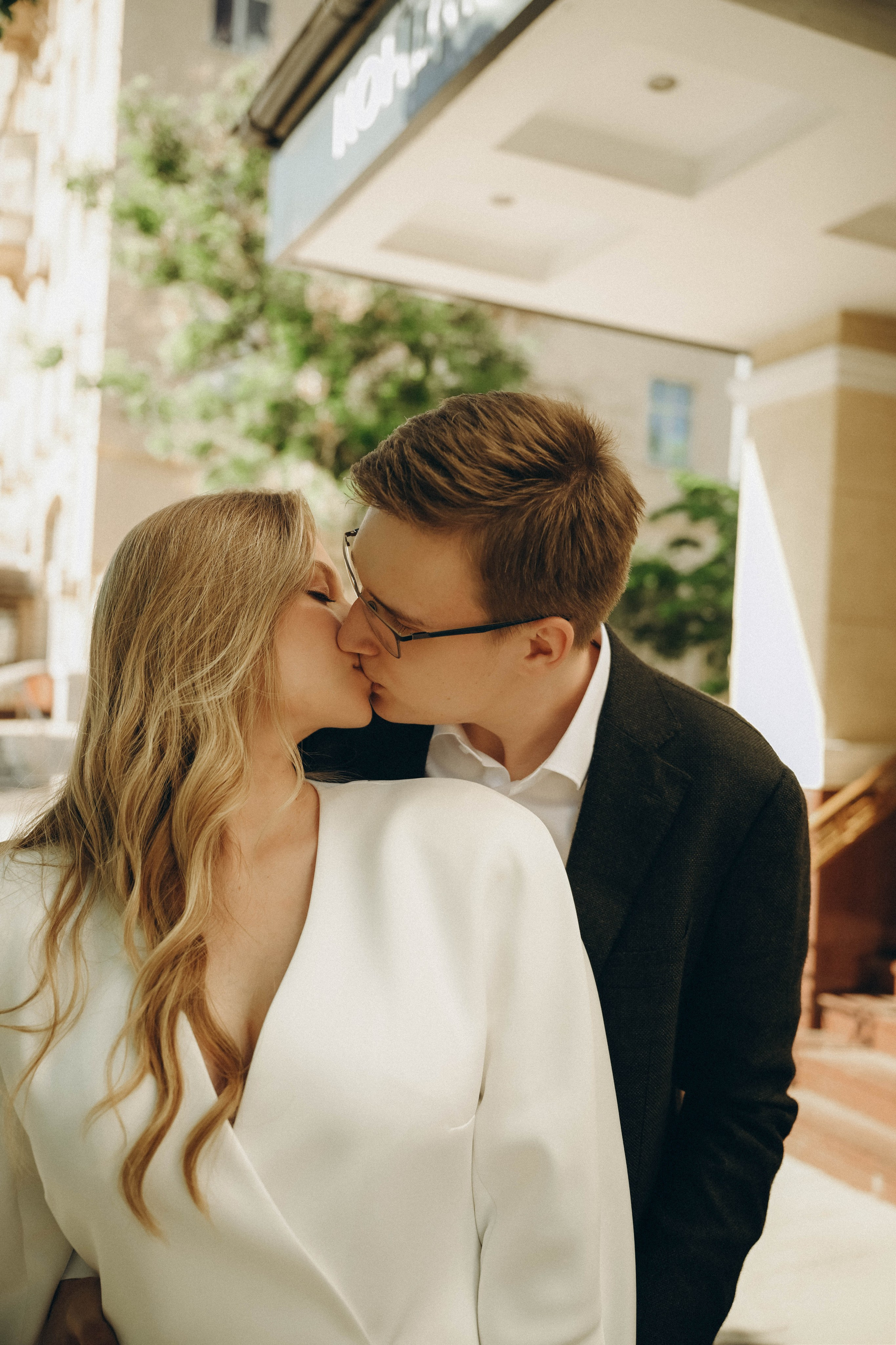 Настя и Роман.Прогулка Загс + репортаж с гостями. Семейный фотограф Москва-Воронеж Ирина Вронская