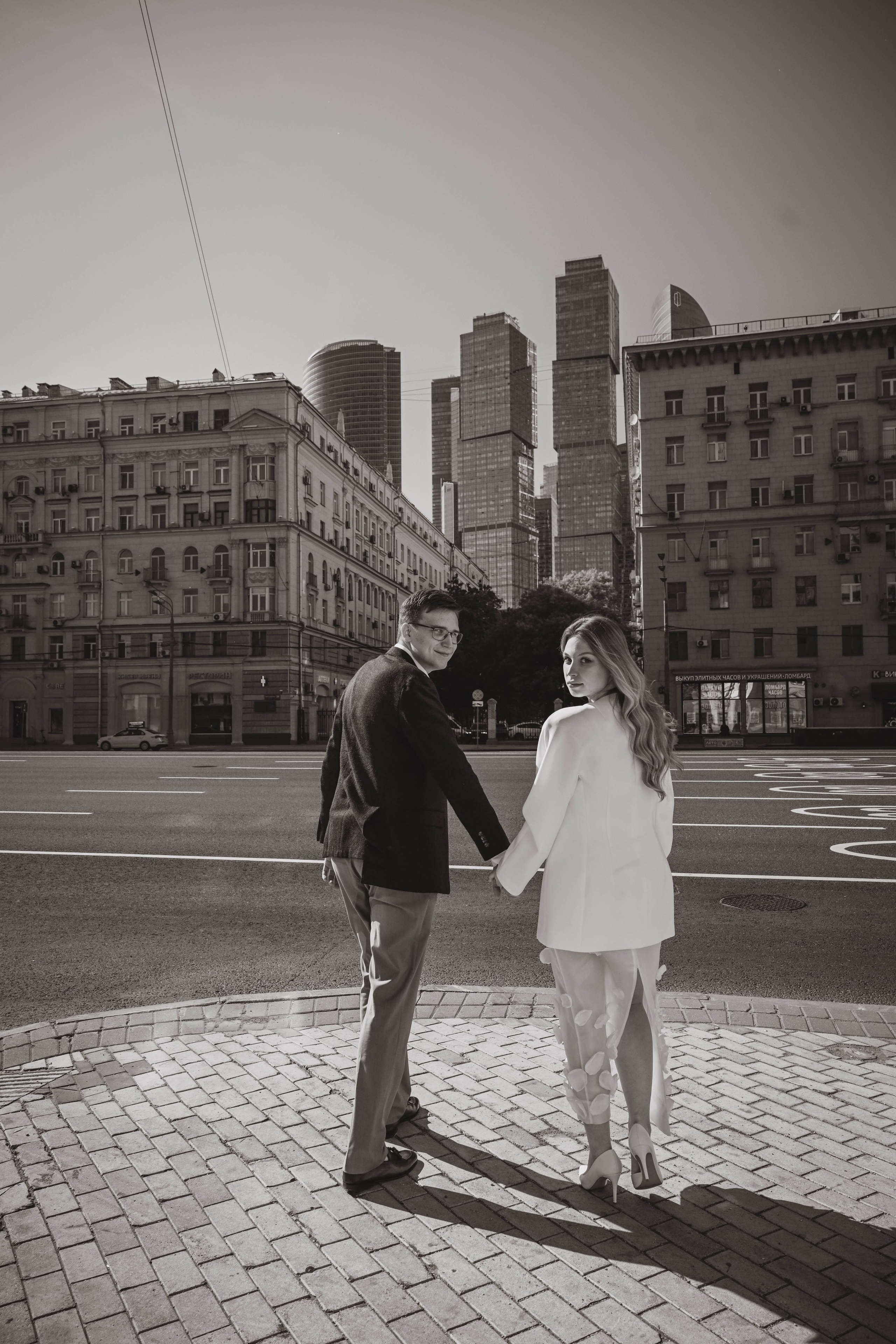 Настя и Роман.Прогулка Загс + репортаж с гостями. Семейный фотограф Москва-Воронеж Ирина Вронская