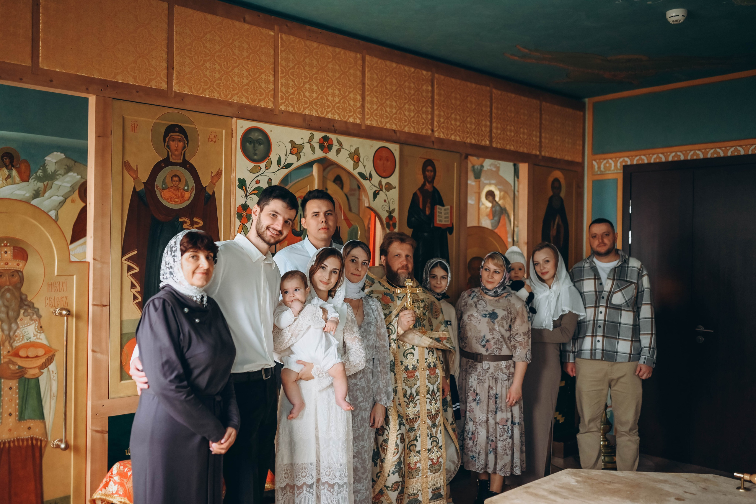Таинство Крещения Александра в Храме прп Александра Свирского. Семейный фотограф Москва-Воронеж Ирина Вронская
