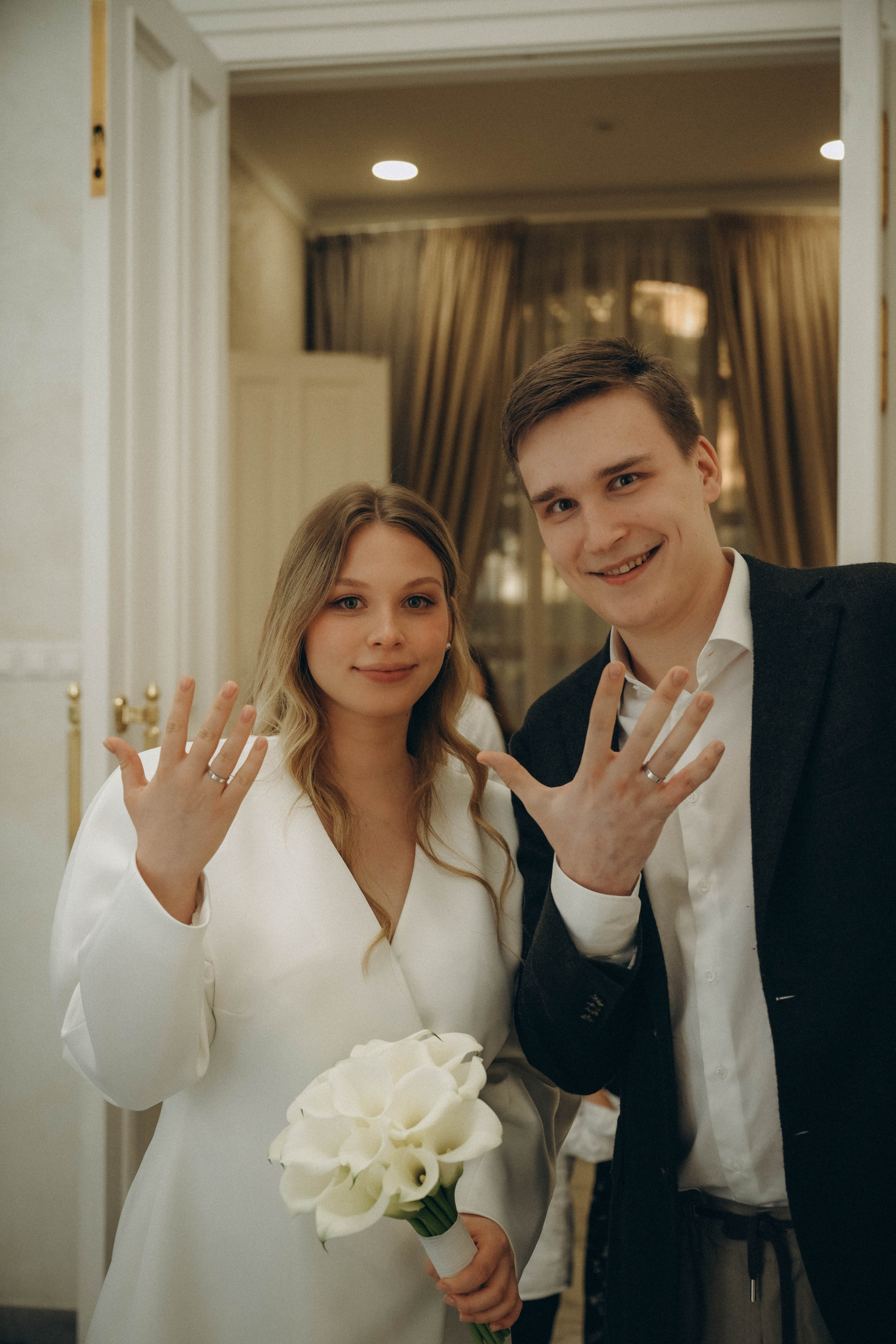 Настя и Роман.Прогулка Загс + репортаж с гостями. Семейный фотограф Москва-Воронеж Ирина Вронская