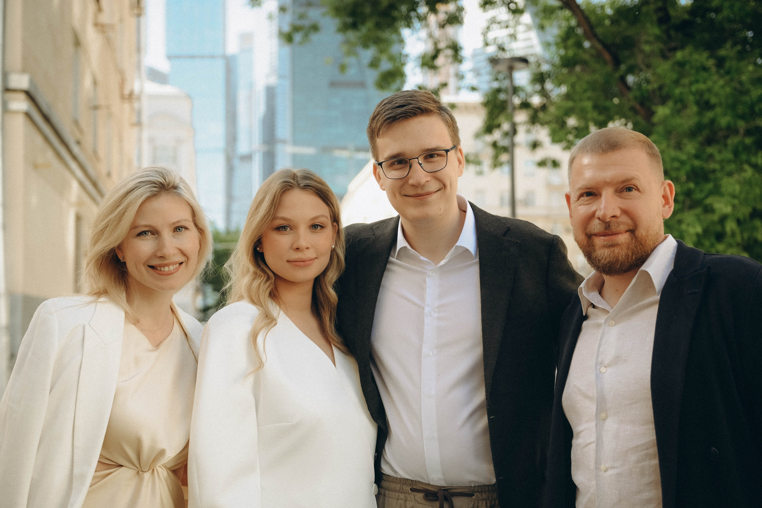 Настя и Роман.Прогулка Загс + репортаж с гостями. Семейный фотограф Москва-Воронеж Ирина Вронская