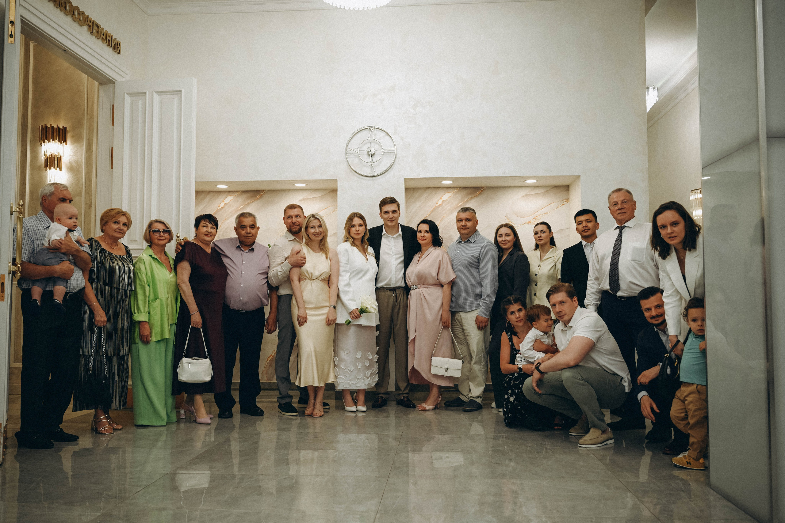 Настя и Роман.Прогулка Загс + репортаж с гостями. Семейный фотограф Москва-Воронеж Ирина Вронская