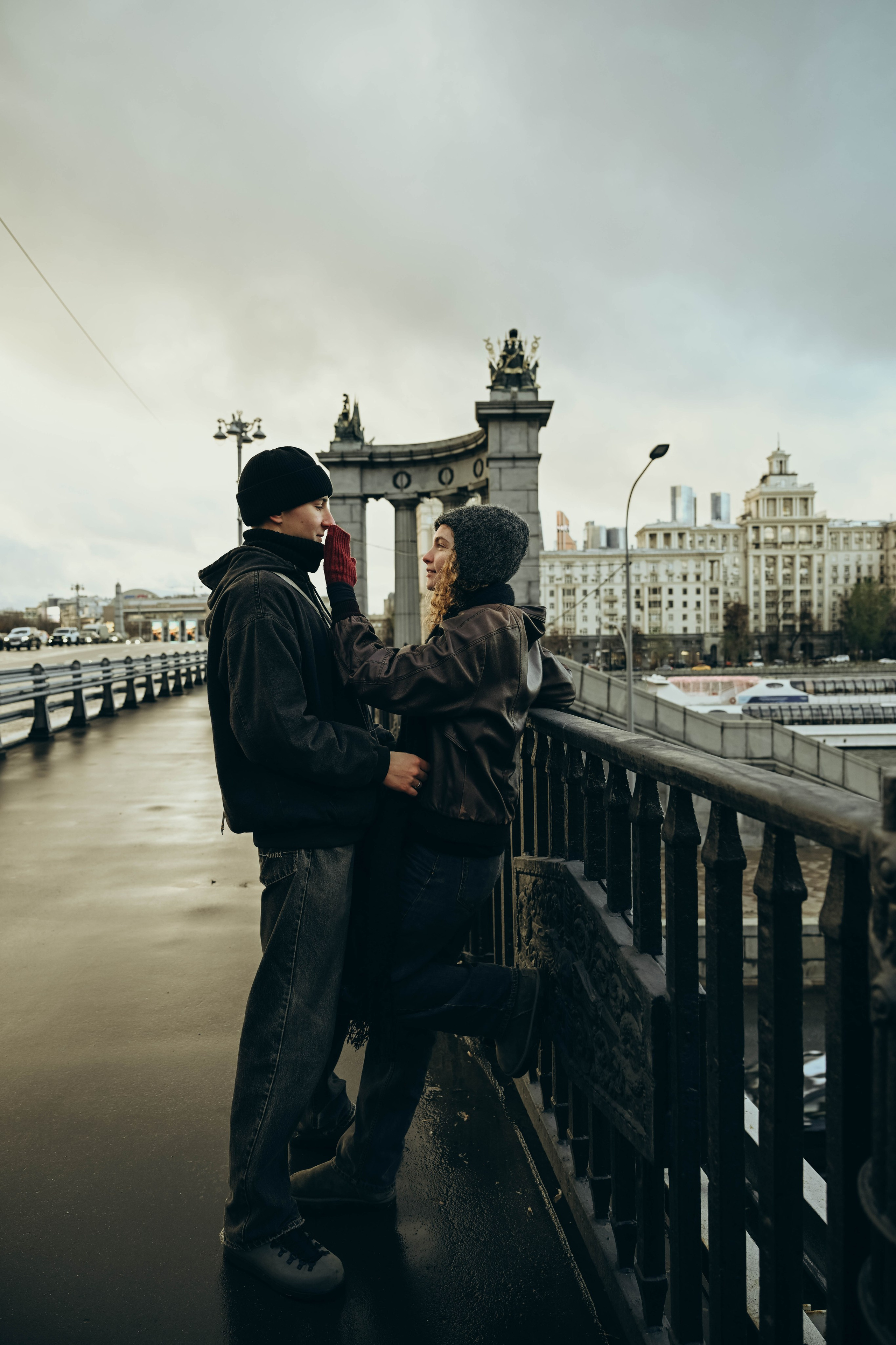 Марина и Женя любовь в городе. Семейный фотограф Москва-Воронеж Ирина Вронская