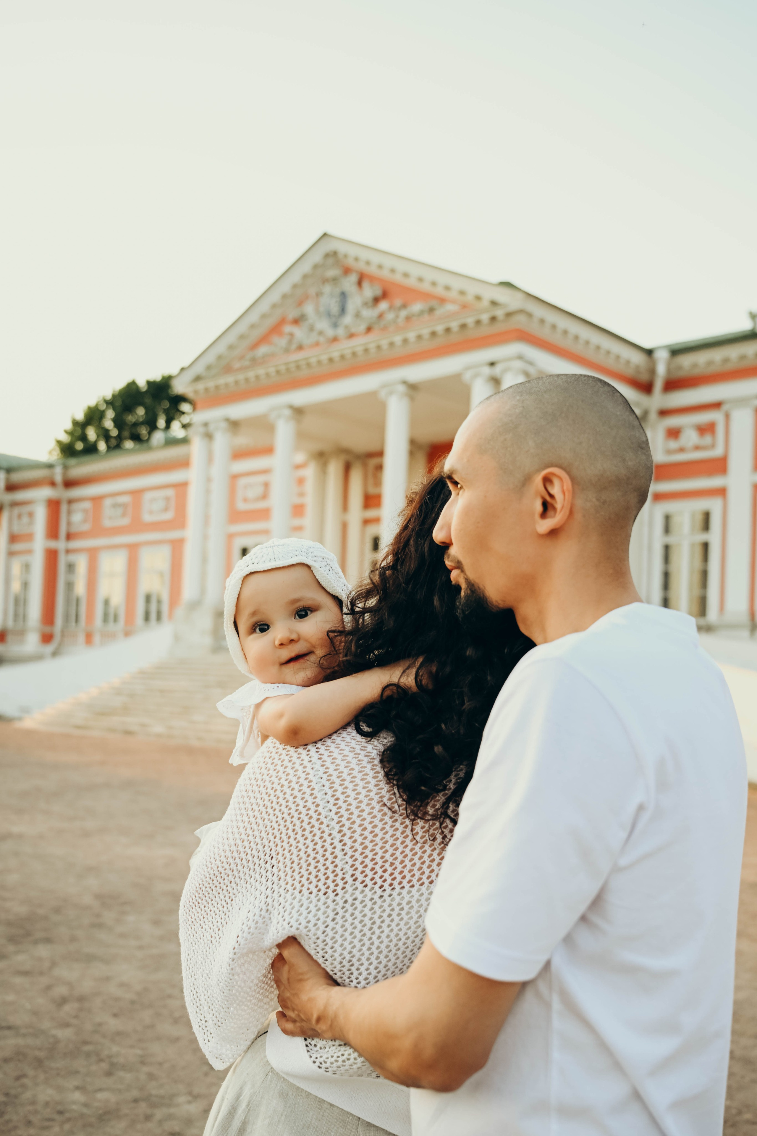 Лера Рустам и маленькая принцесса Амелия. Семейный фотограф Москва-Воронеж Ирина Вронская