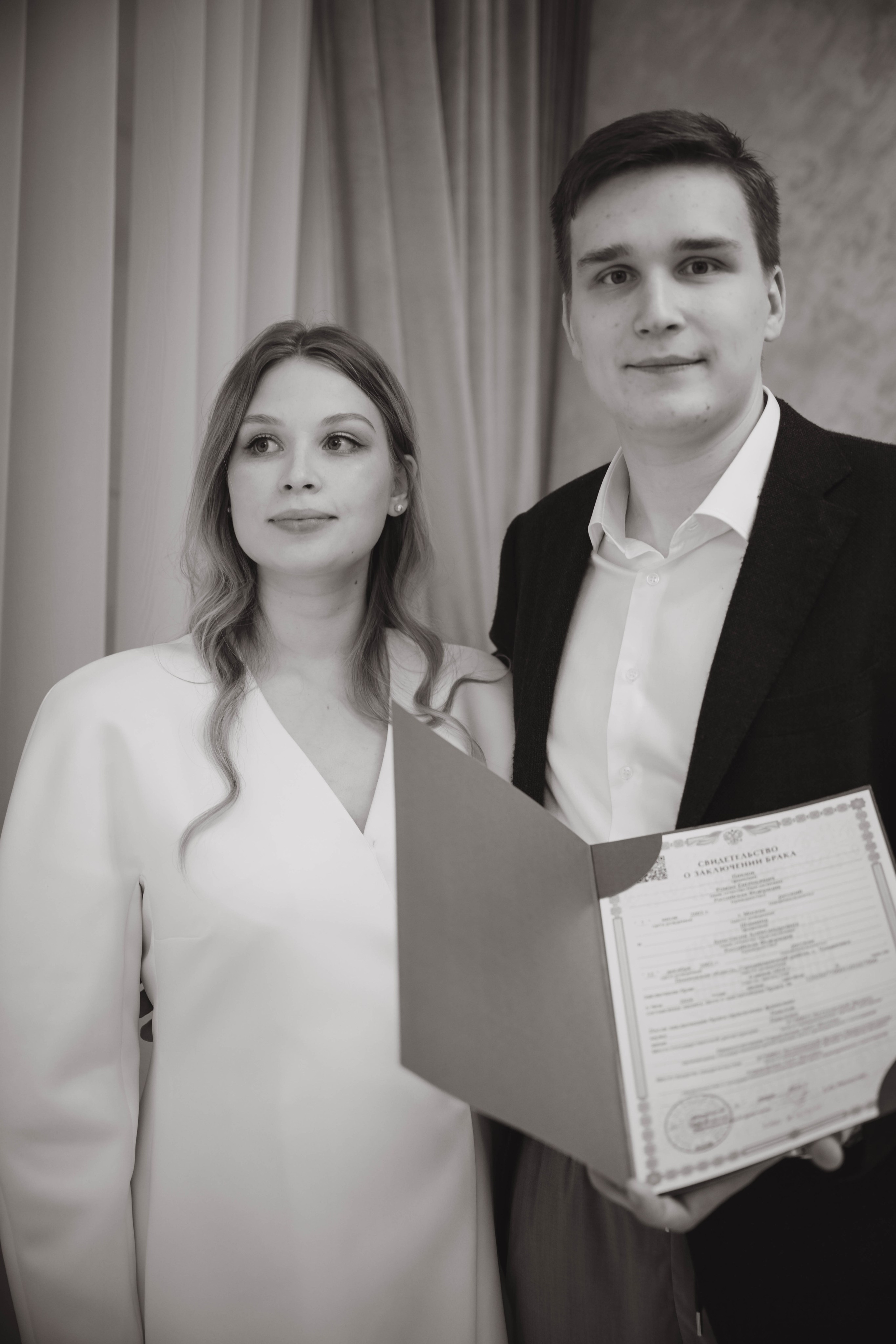 Настя и Роман.Прогулка Загс + репортаж с гостями. Семейный фотограф Москва-Воронеж Ирина Вронская