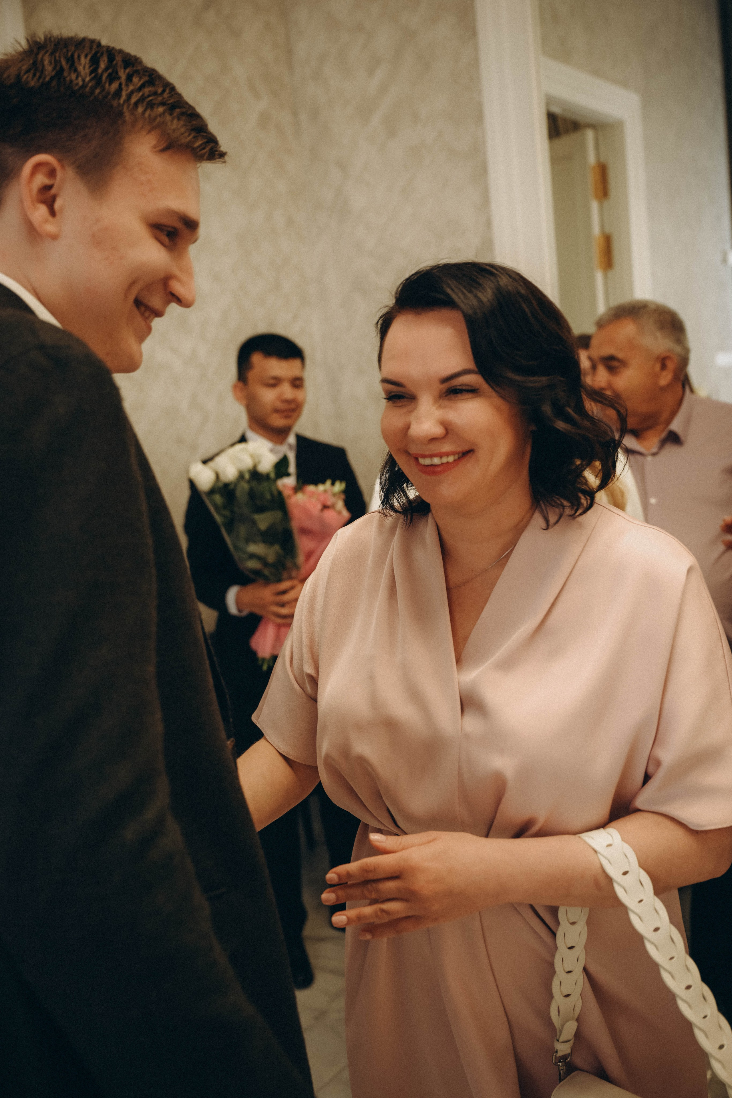 Настя и Роман.Прогулка Загс + репортаж с гостями. Семейный фотограф Москва-Воронеж Ирина Вронская