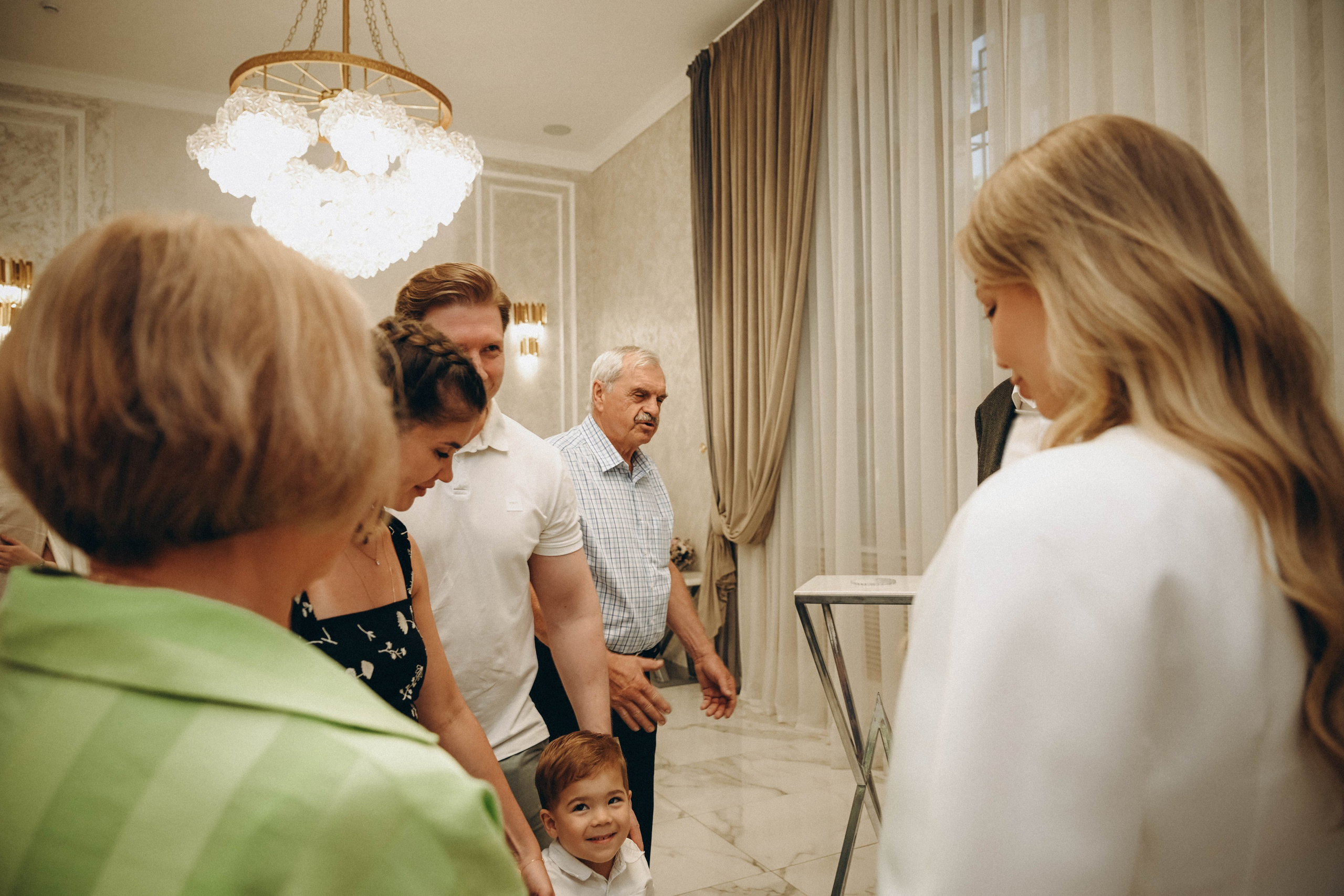 Настя и Роман.Прогулка Загс + репортаж с гостями. Семейный фотограф Москва-Воронеж Ирина Вронская