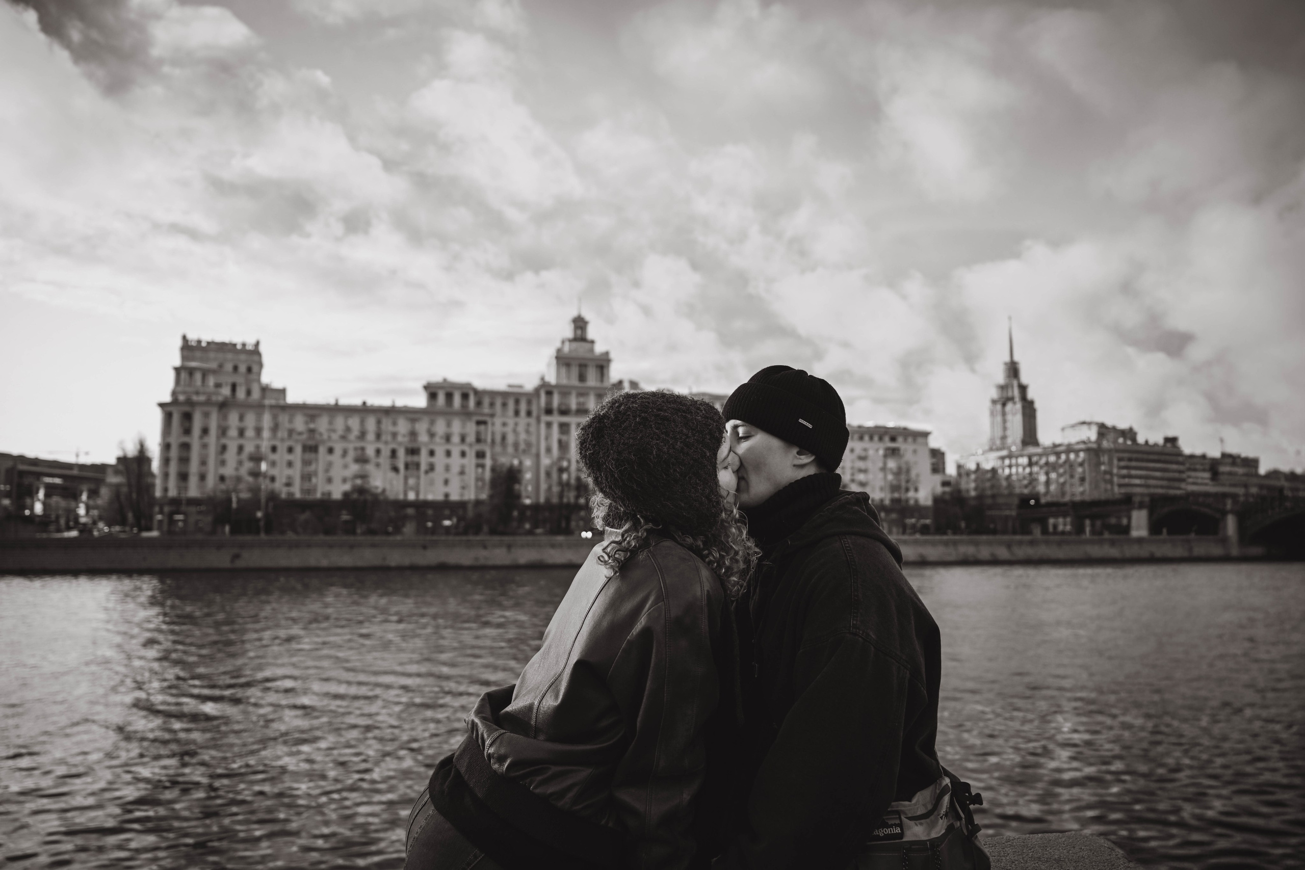 Марина и Женя любовь в городе. Семейный фотограф Москва-Воронеж Ирина Вронская