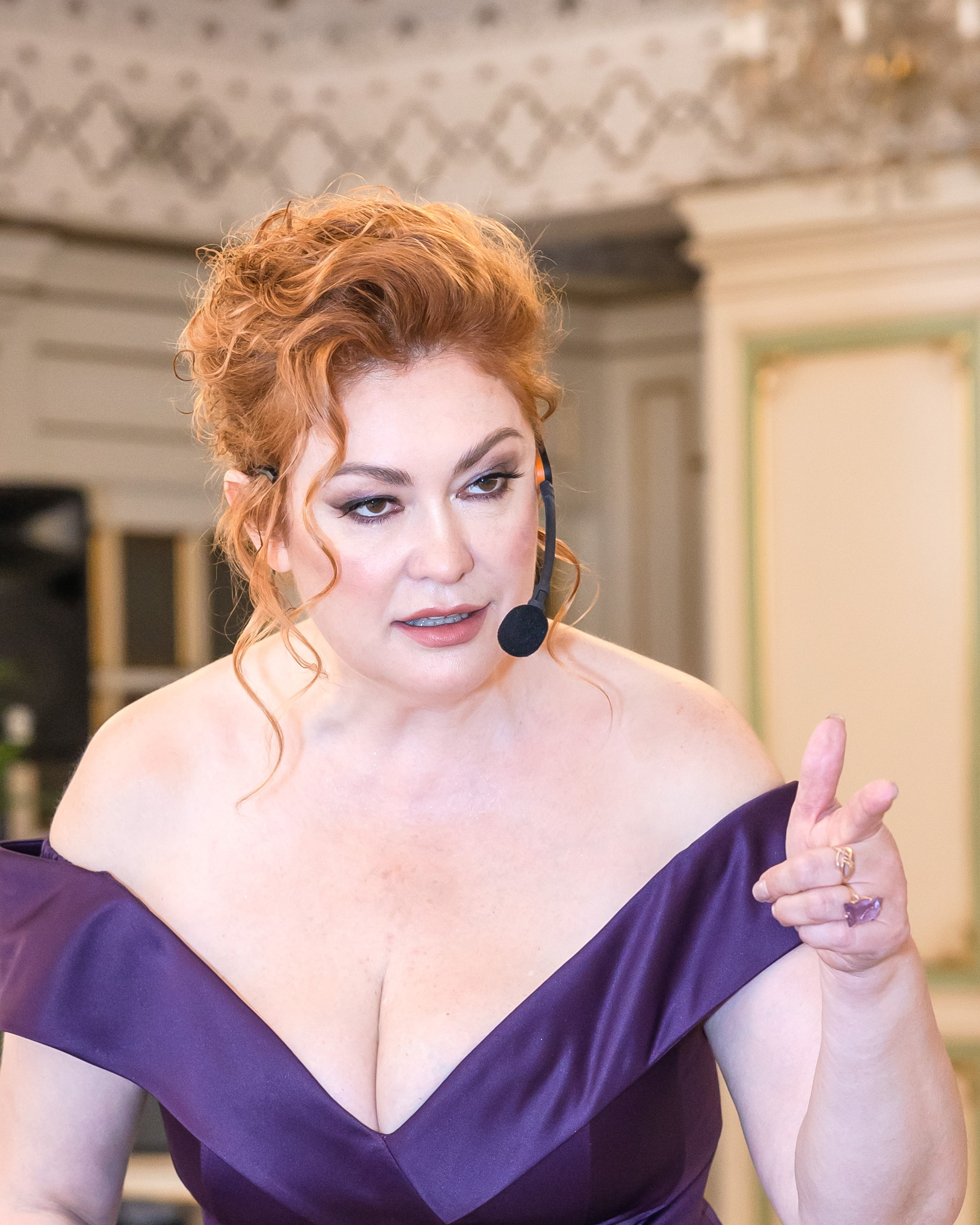 Фотосессия: Ведущая мероприятий Оксана. Фотограф Владимир Охрименко