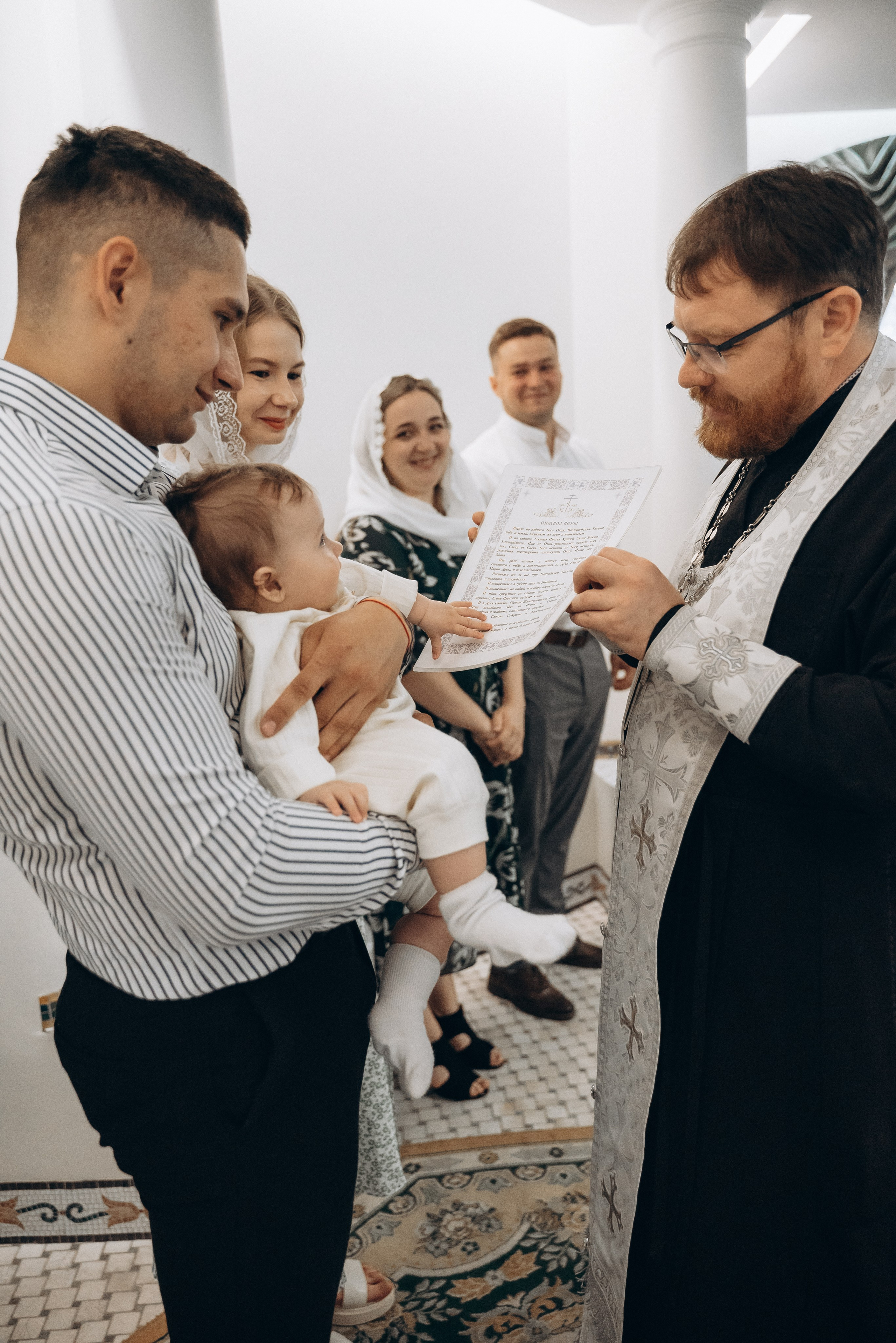 Крещение Варюши (Храм Святой Живоначальной Троицы). Семейный фотограф в Минске Дарья Дреко