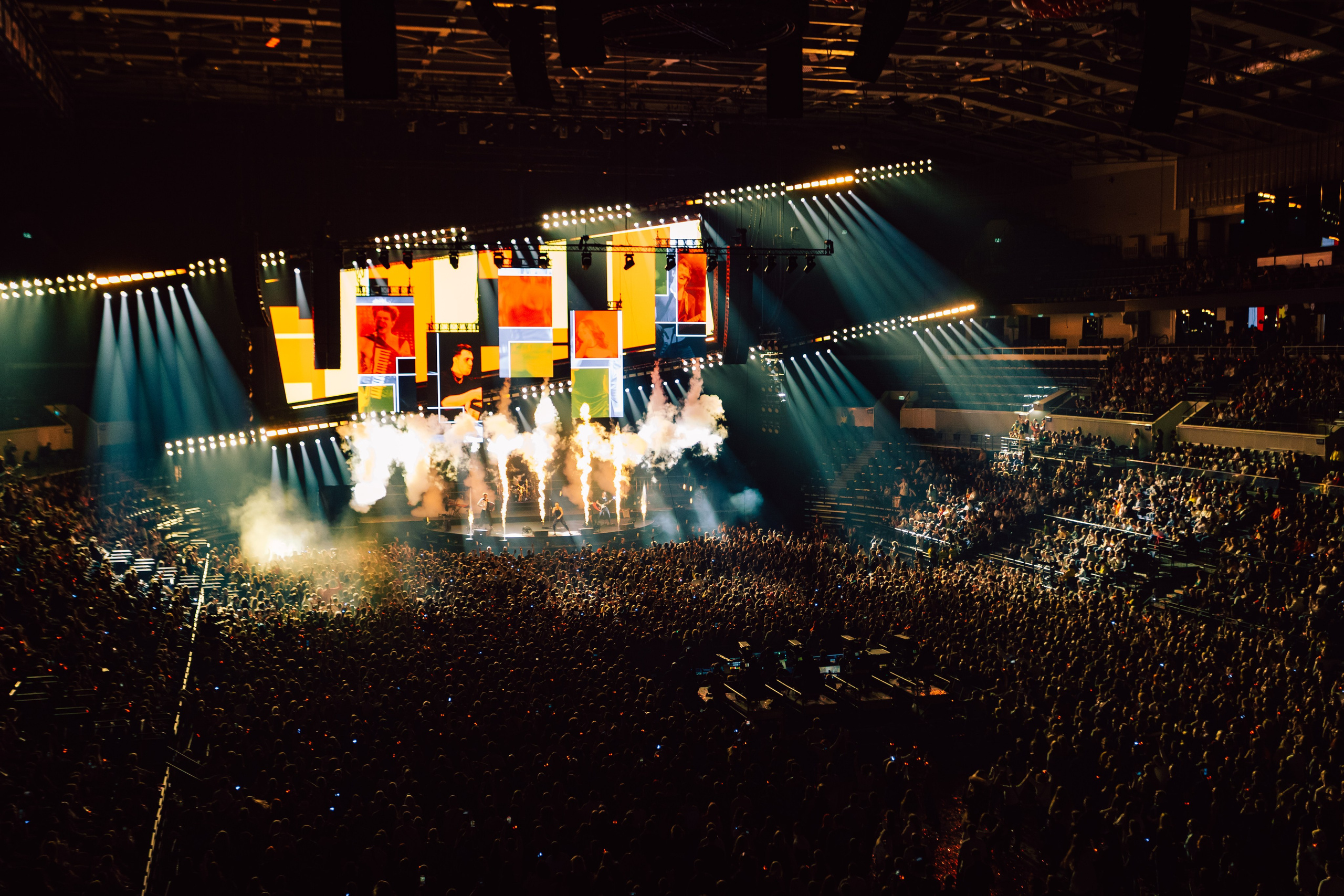 THE HATTERS В ВТБ АРЕНЕ 16.10.25. Концертный и репортажный фотограф в Москве и Санкт-Петербурге Мария