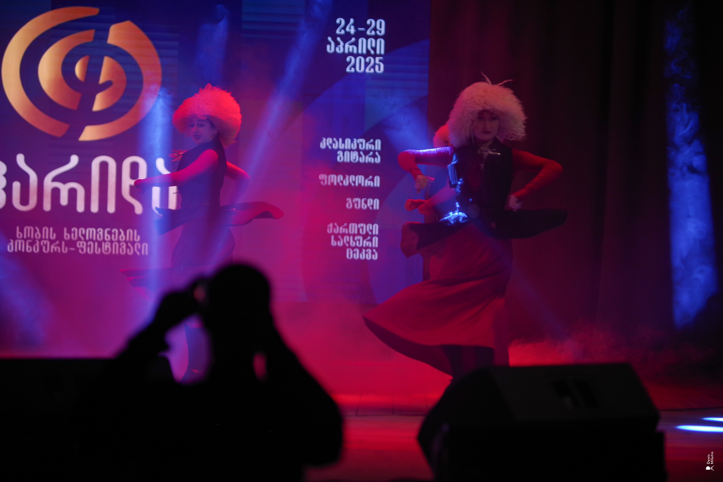 Танцы в Хоби. Портретный фотограф Денис Милютин