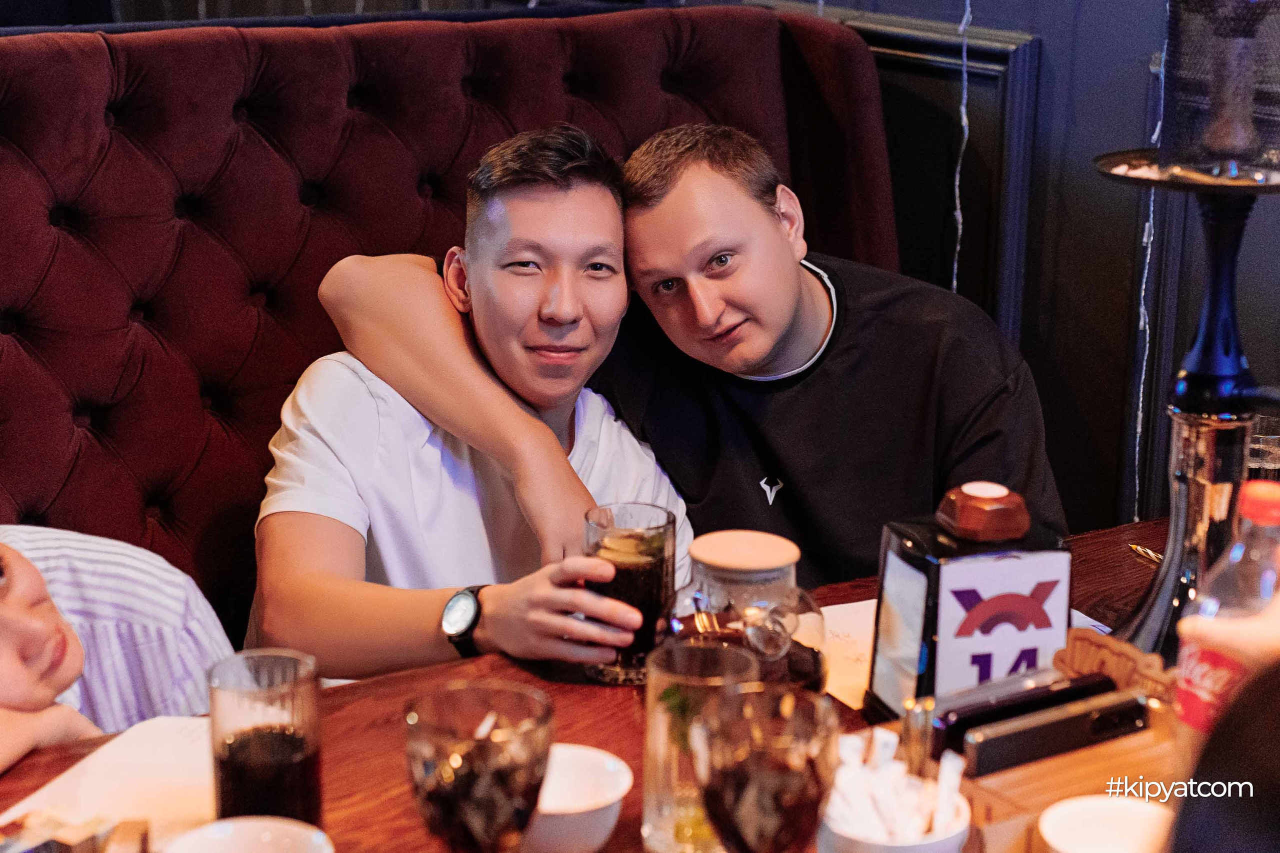 Эйнштейн Party