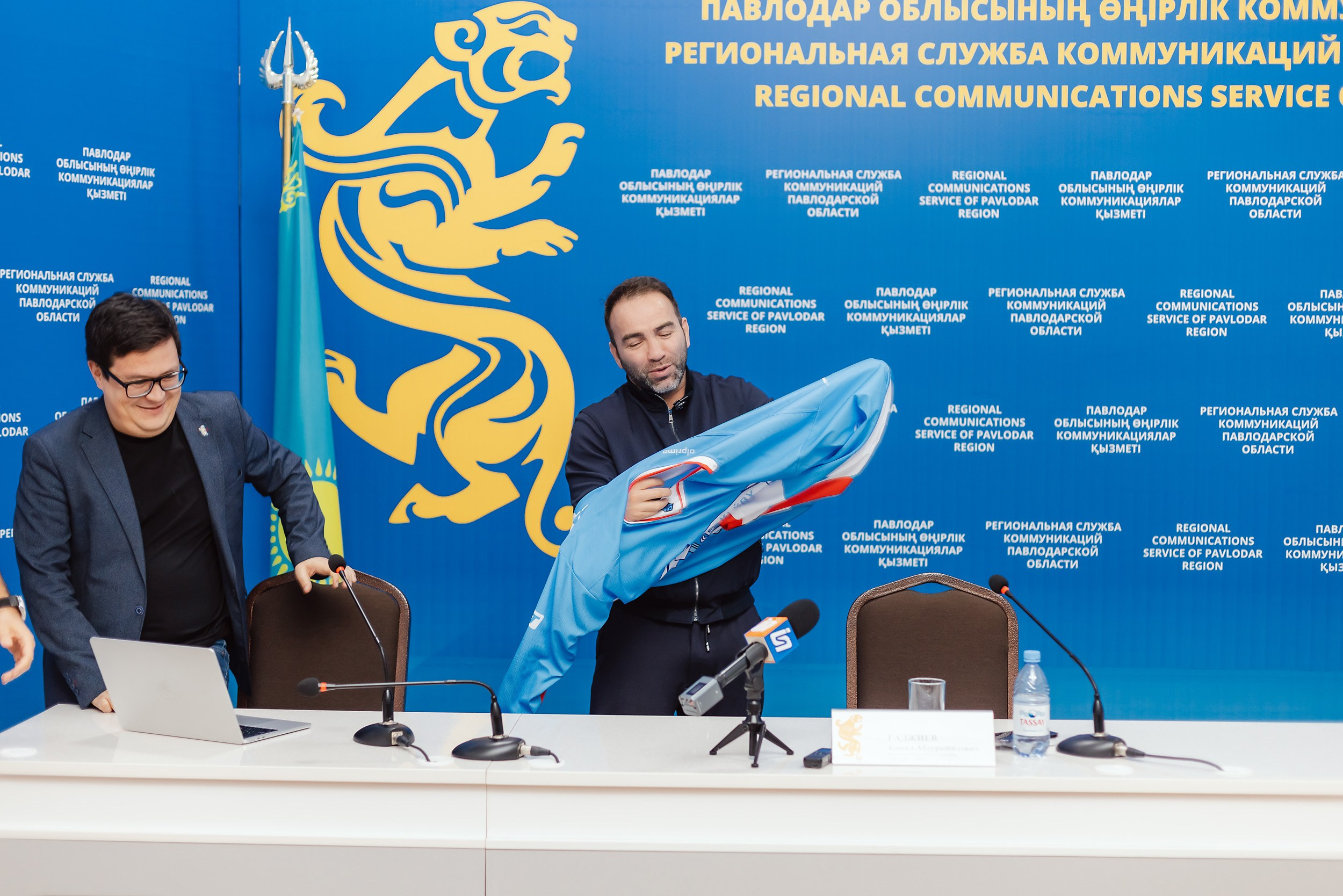 Пресс-конференция Камиля Гаджиева. Кипятком Павлодар