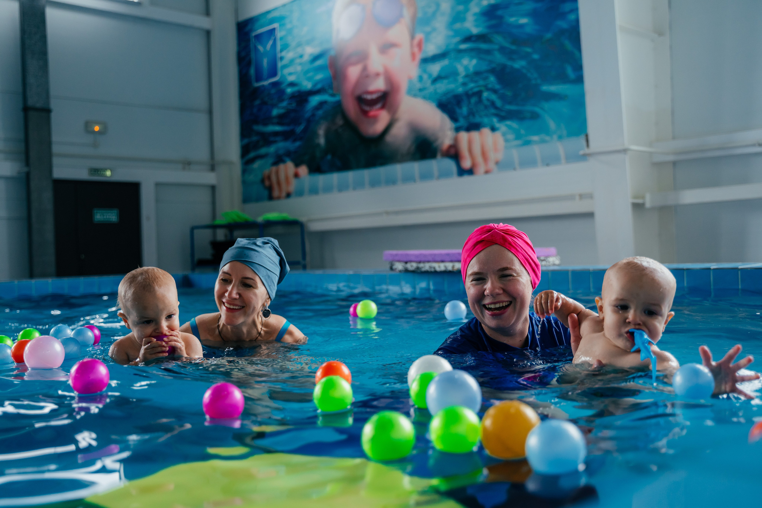 Студия детского плавания. Семейный фотограф в Саратове