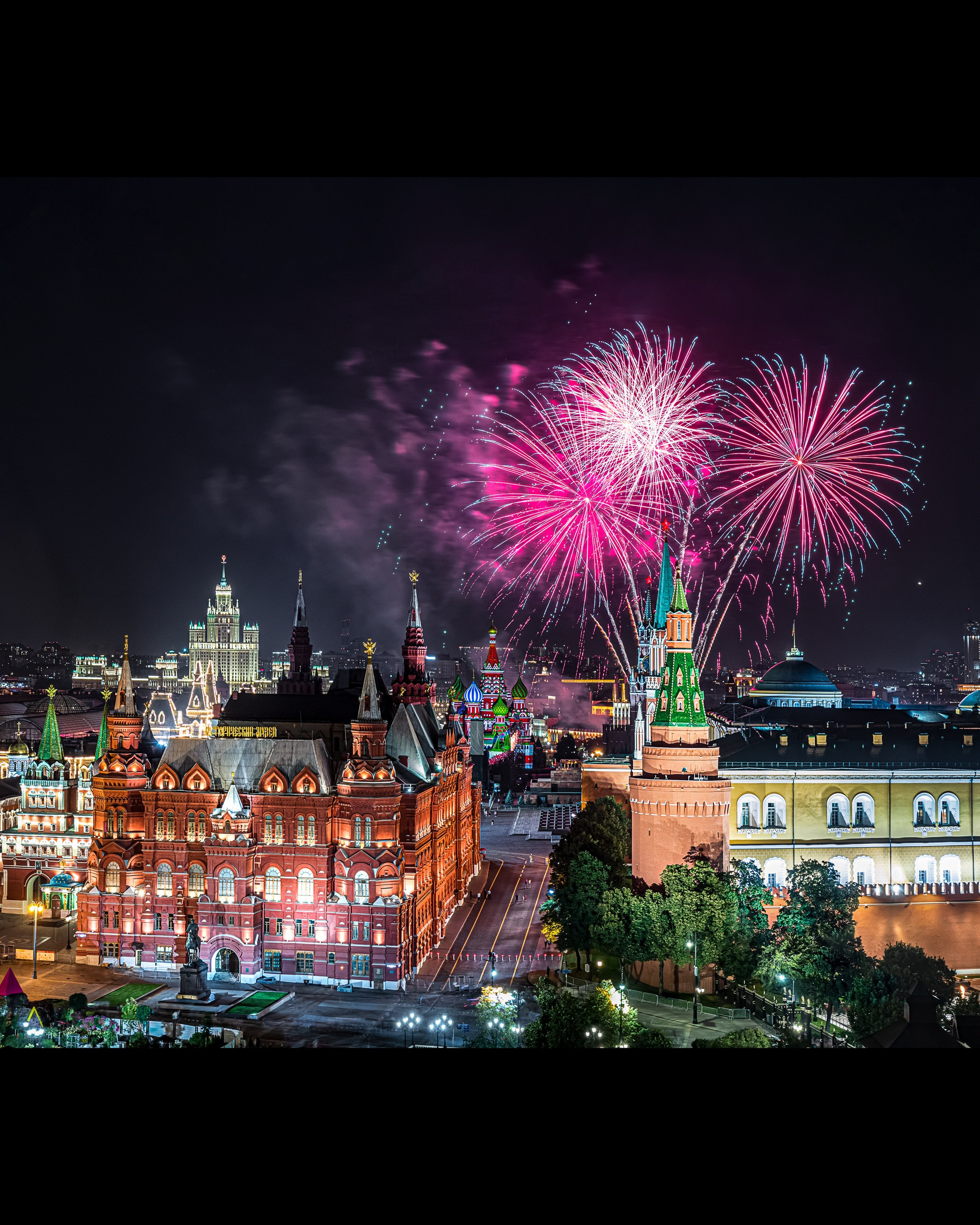 Fireworks. Tony Nomadic