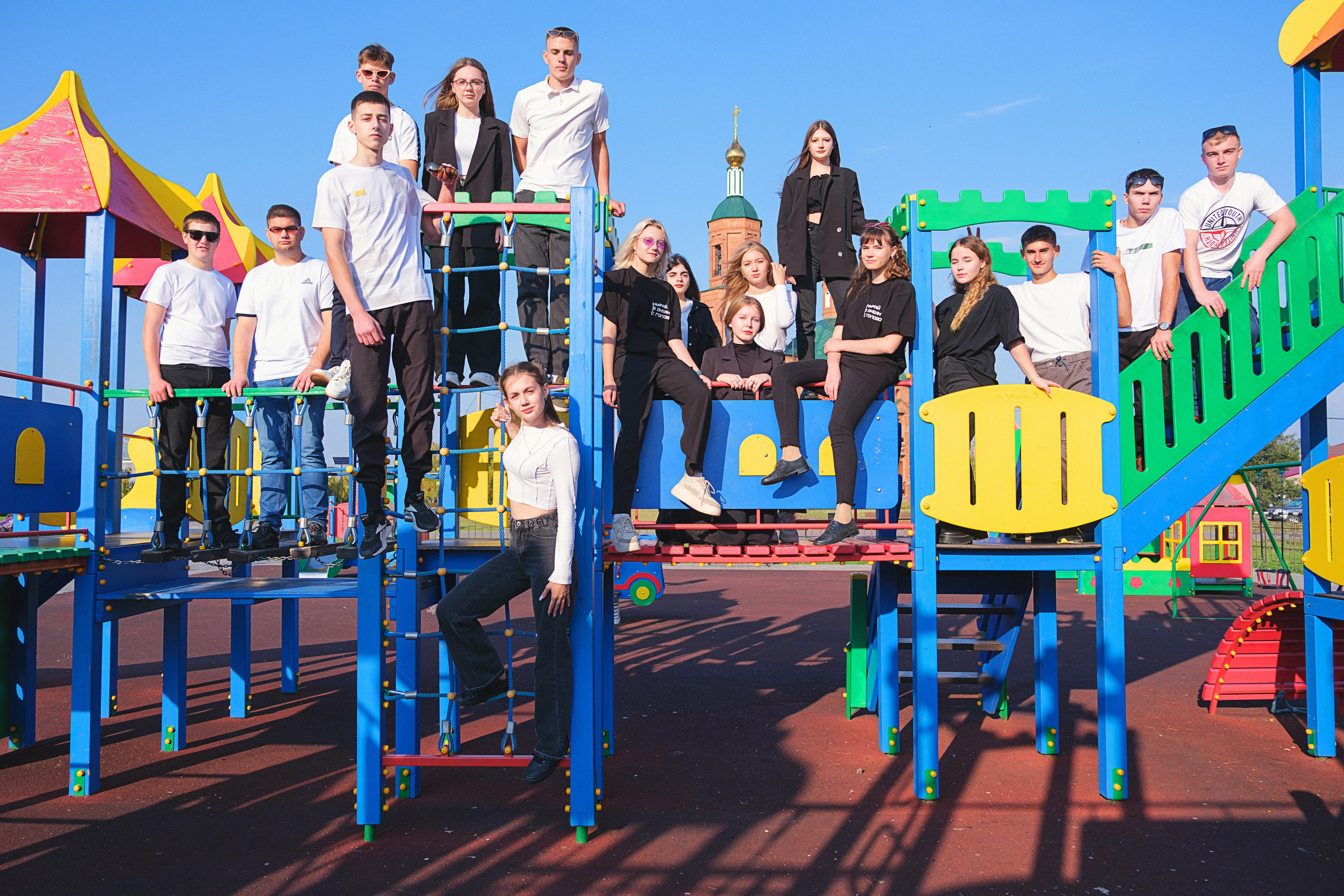 Выпускной альбом 2024. Фотограф и видеограф в Омск/Москва Сащенко Лера