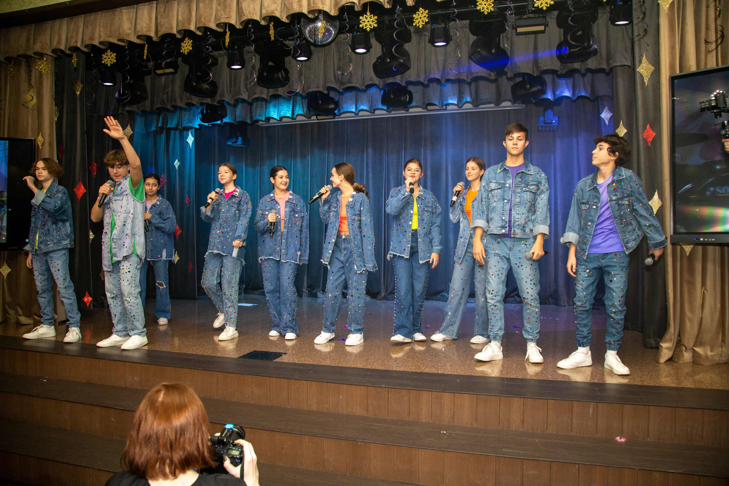 Репортажная съёмка для Домисольки на новый год. «Студия DRONAVT`s» — видеосъёмка и фотография г. Москва