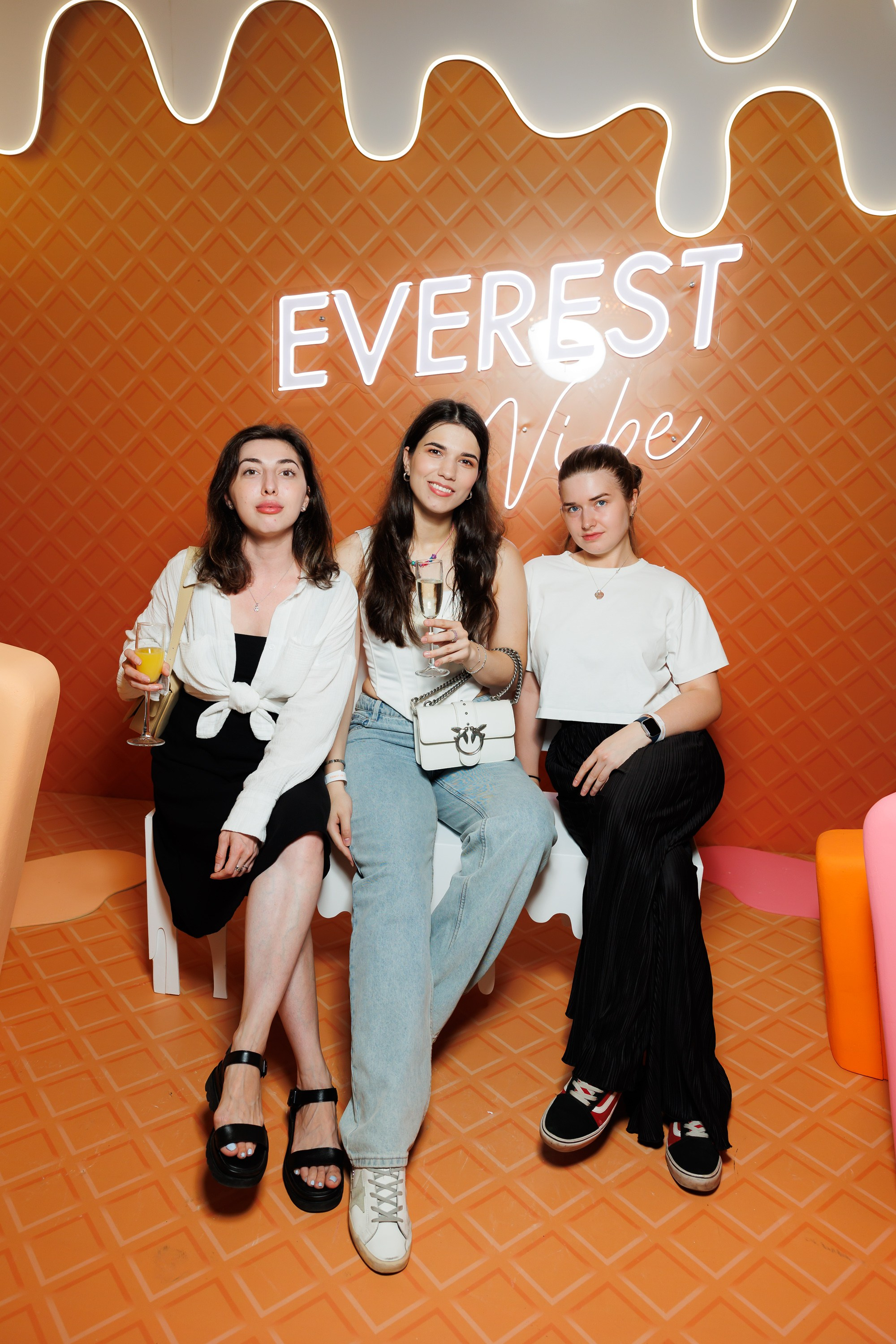 EVEREST VIBE good vibes only 16.08.2023. EVEREST PHOTO REPORT