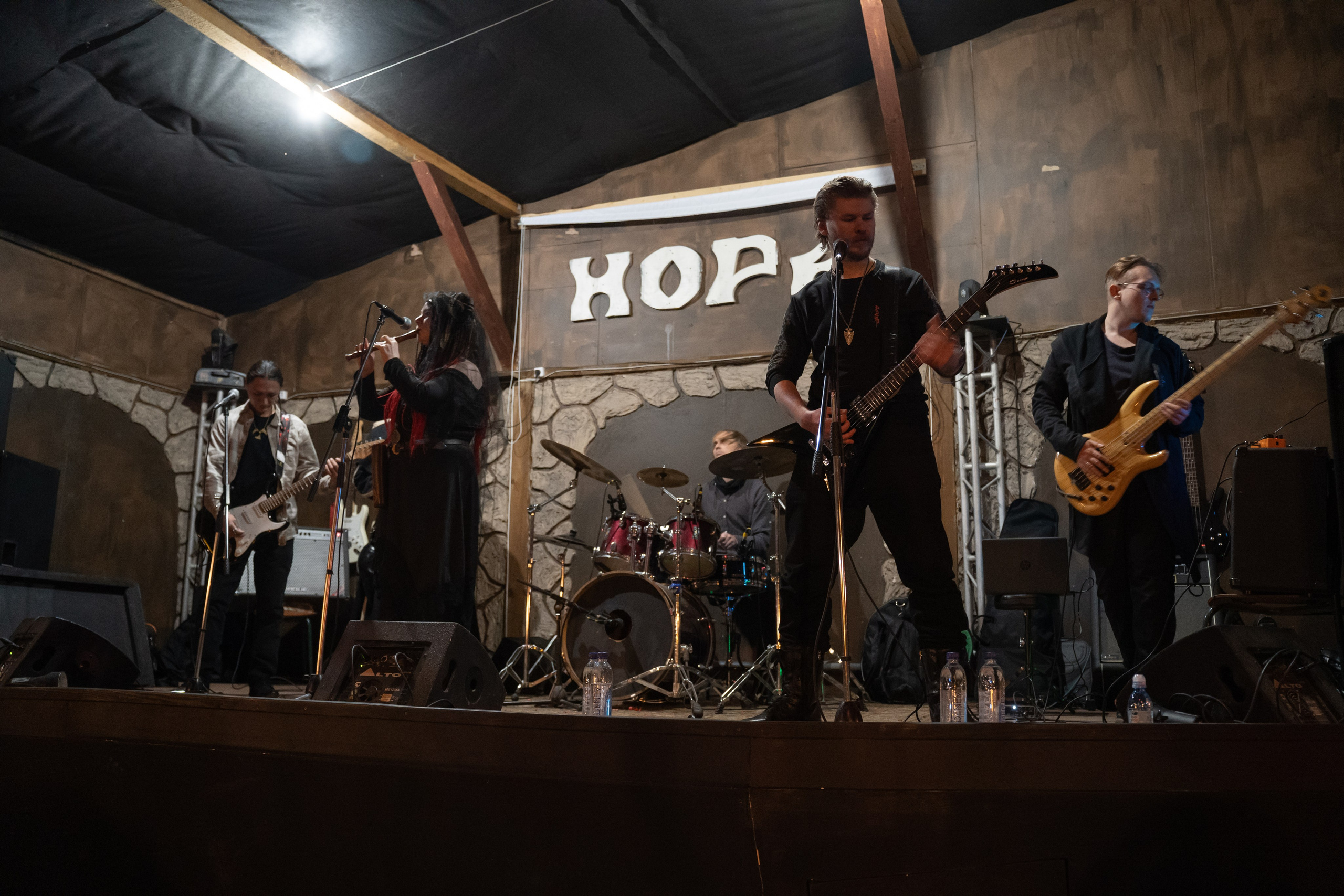 Ночь На Земле|Нора, Псков. Концертный и репортажный фотограф в Санкт-Петербурге Слава Пахомов