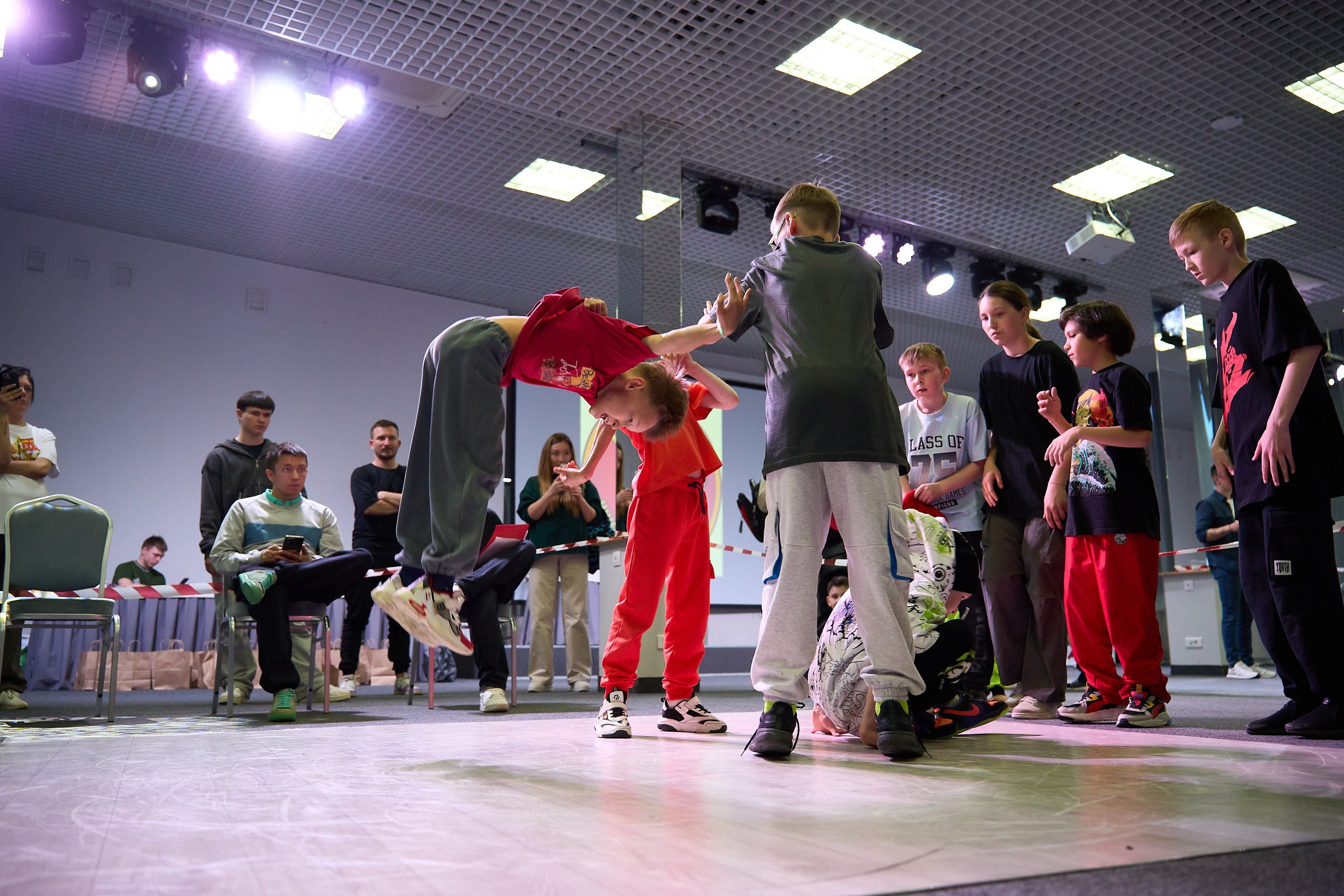 Breaking class battle 2024. Концертный фотограф в Перми, Москве и Екатеринбурге Максим Шибаков